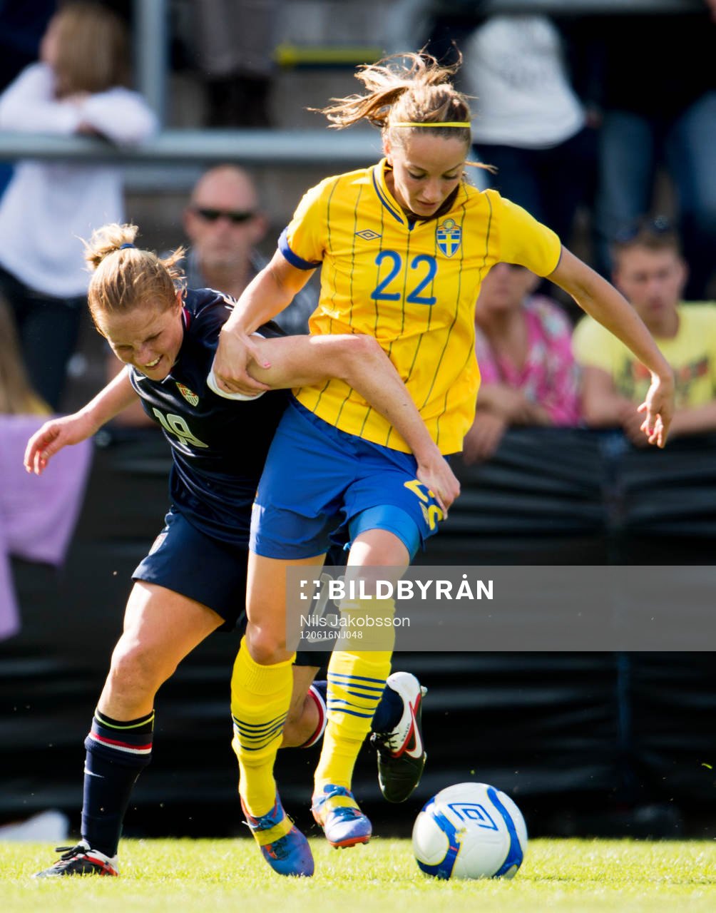 Rachel Buehler, USA, Kosovare Asllani, Sverige