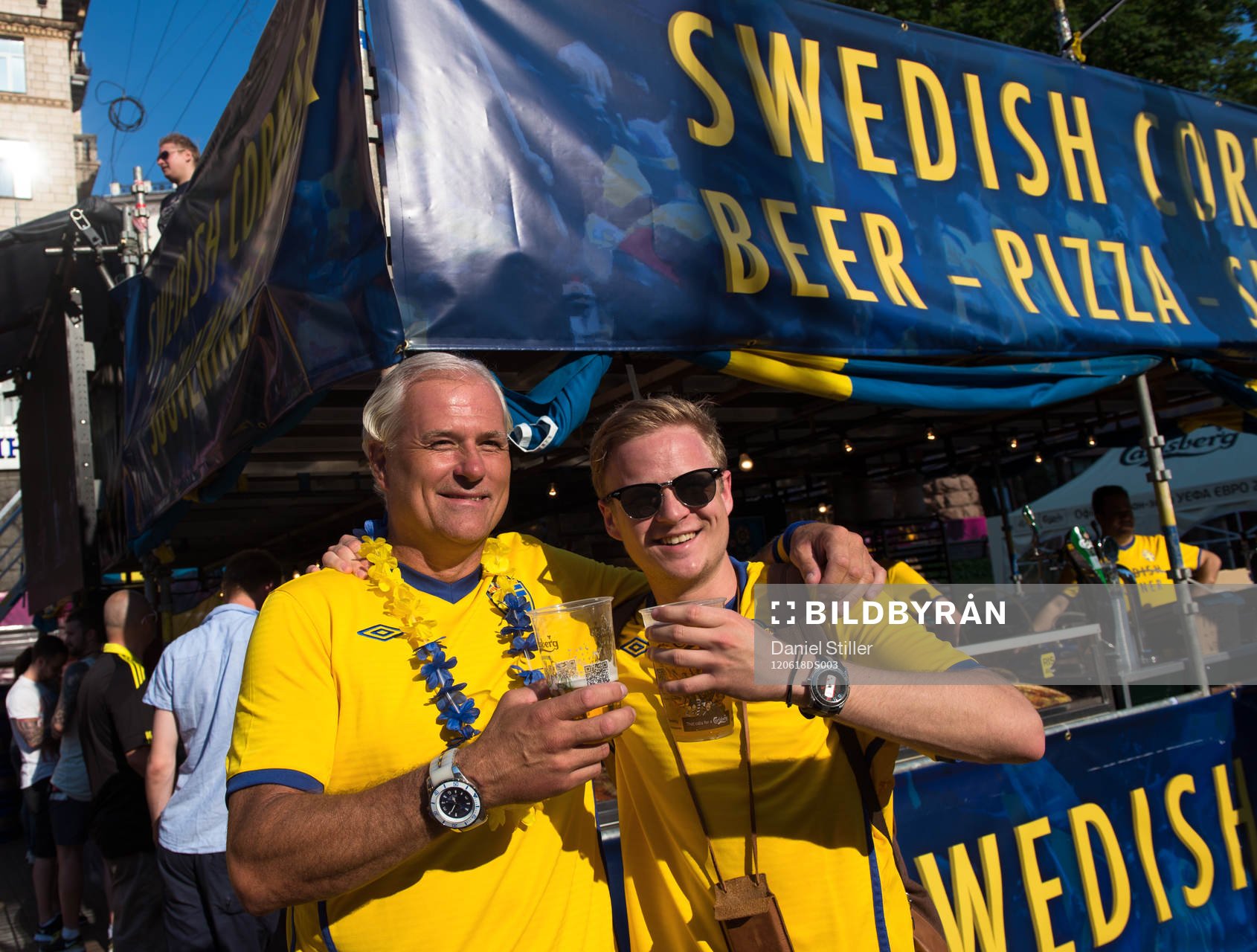 Glenn Hysén med svensk supporter på Swedish Corner i