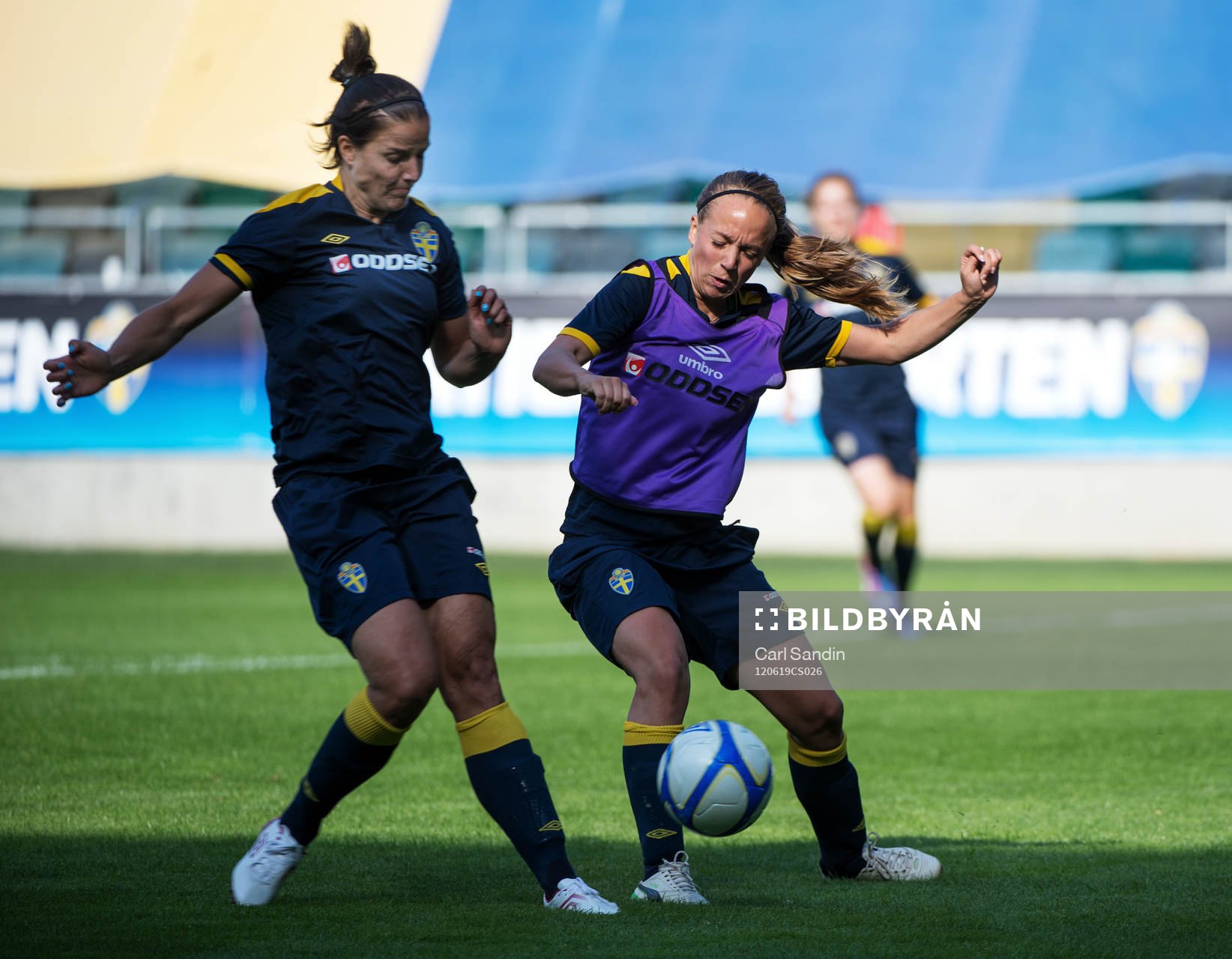 Jessica Landström, Malin Levenstad, Sverige