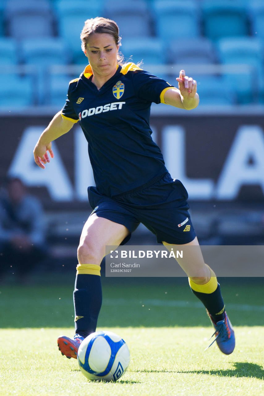 Johanna Almgren, Sverige