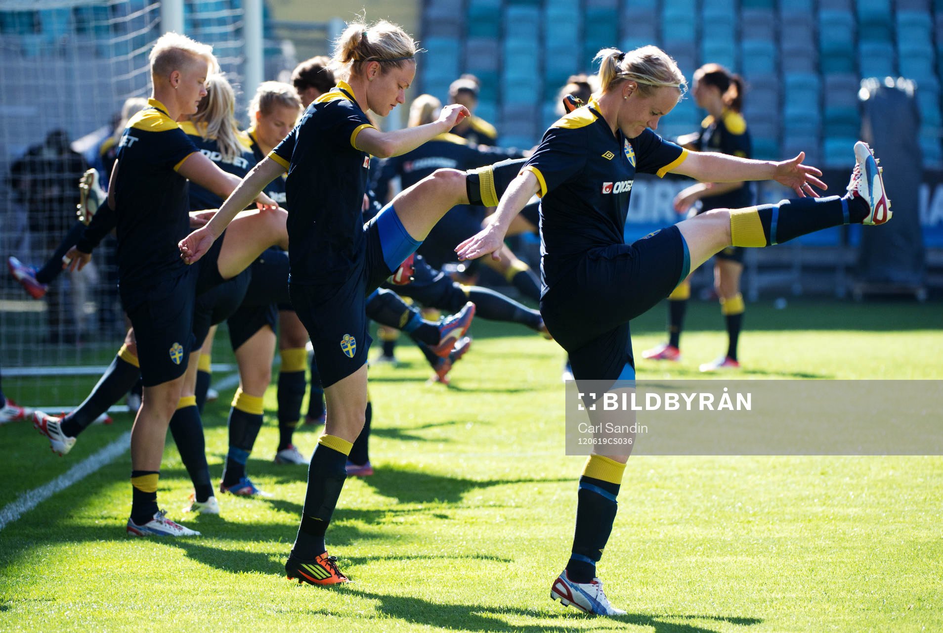 Stina Segerström, Marie Hammarström, Sverige