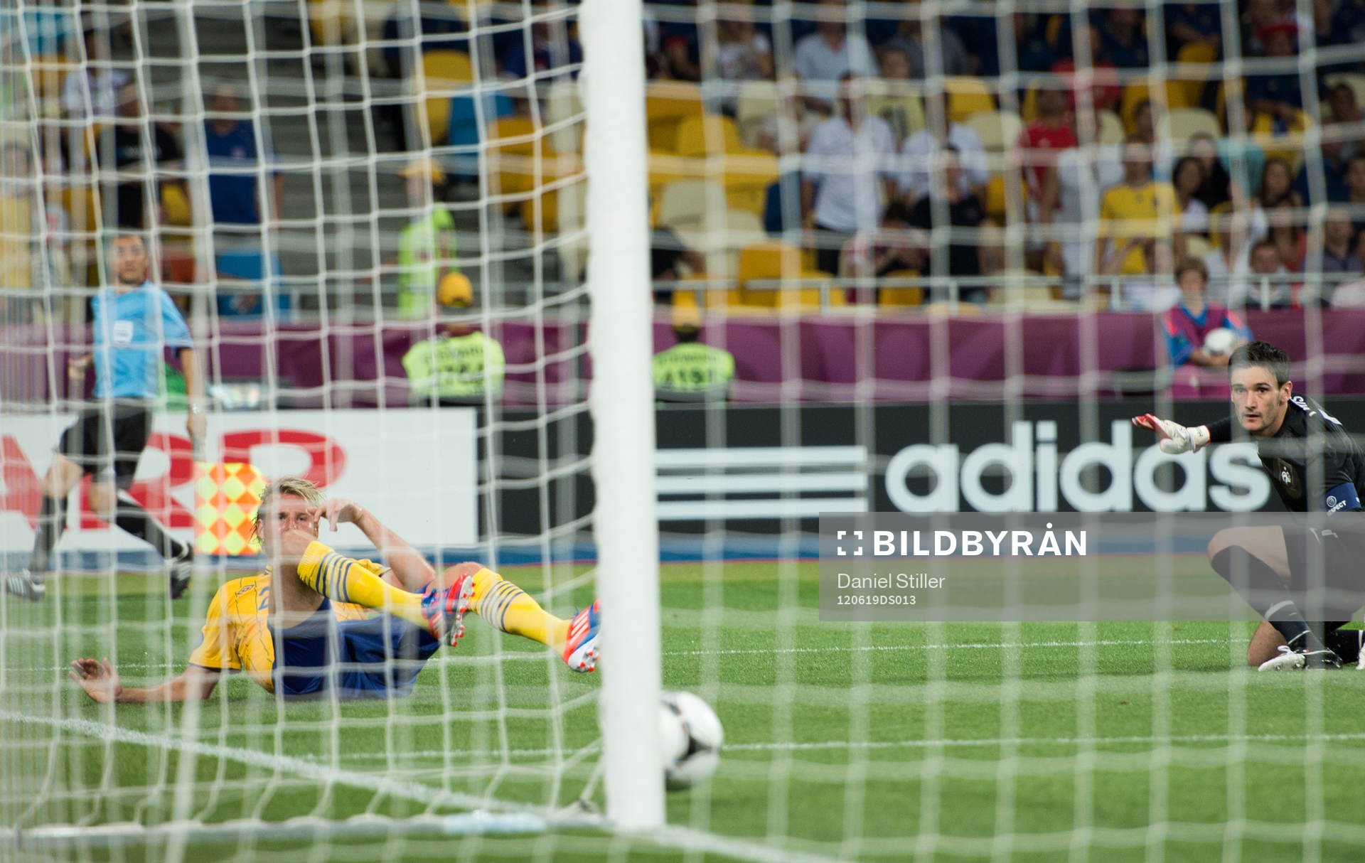 Ola Toivonen, Sverige. Hugo Lloris, målvakt Frankrike