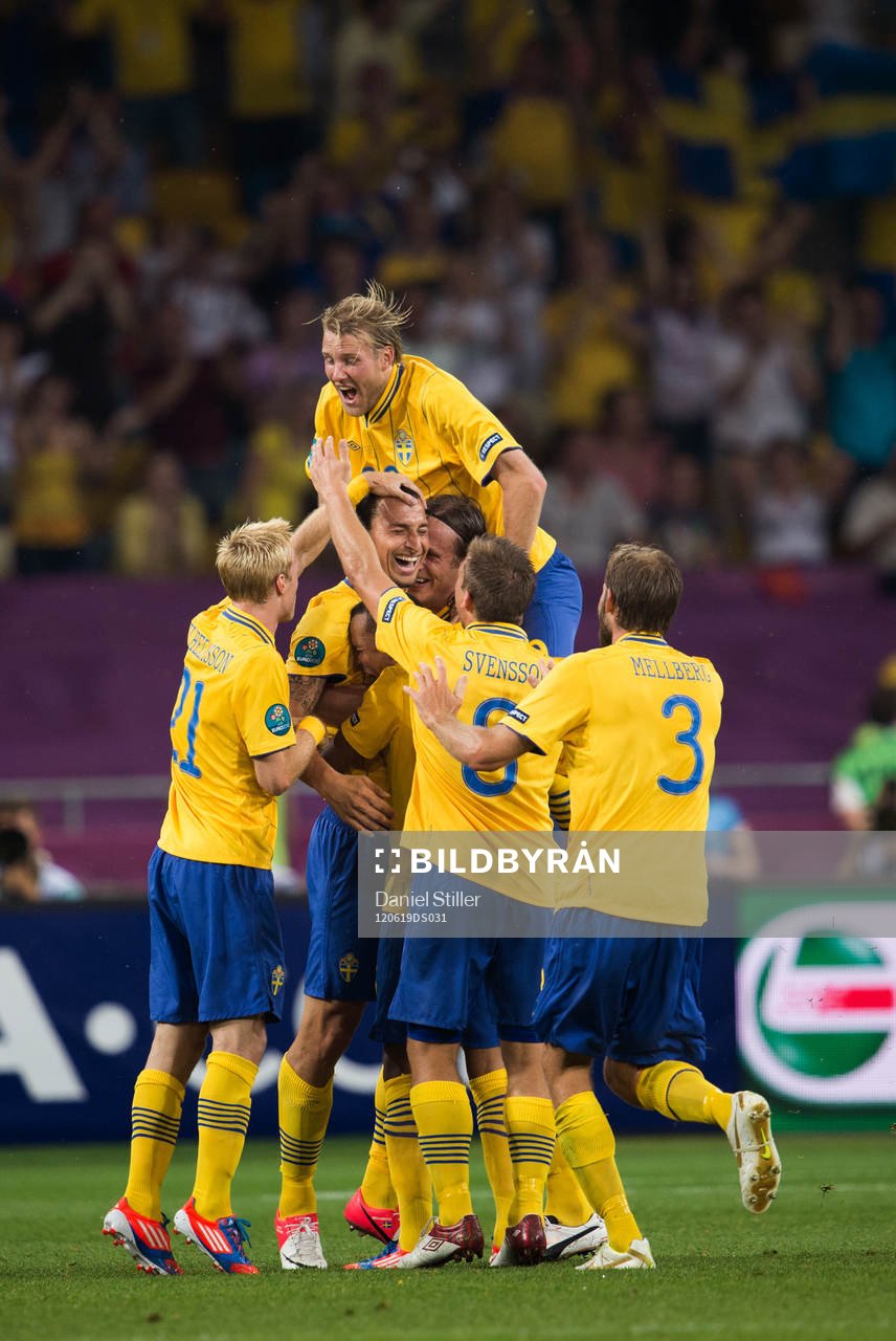Zlatan Ibrahimovic, Sverige, gör 1-0, jubel Ola Toivonen