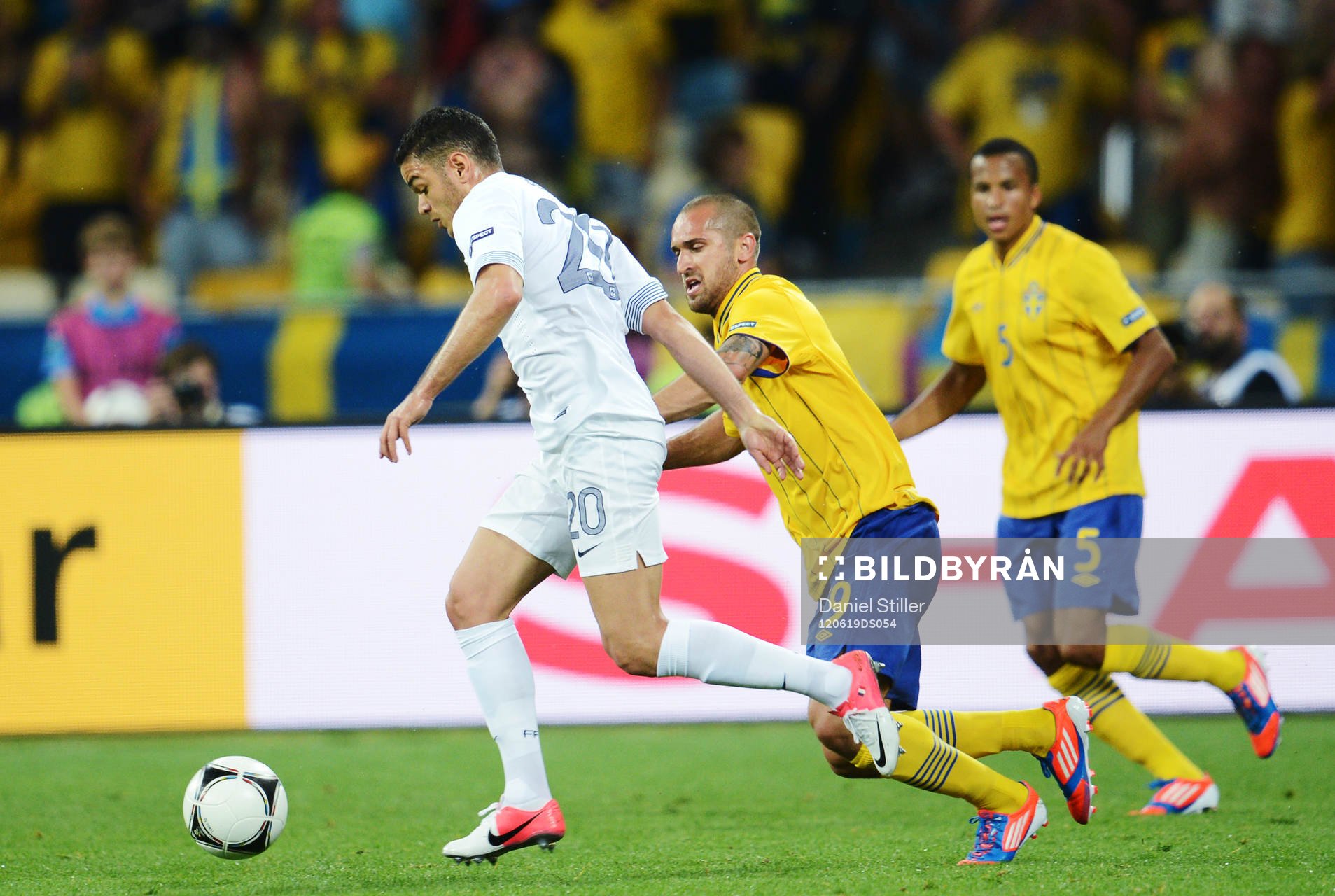 Hatem Ben Arfa, Frankrike, och Emir Bajrami, Sverige