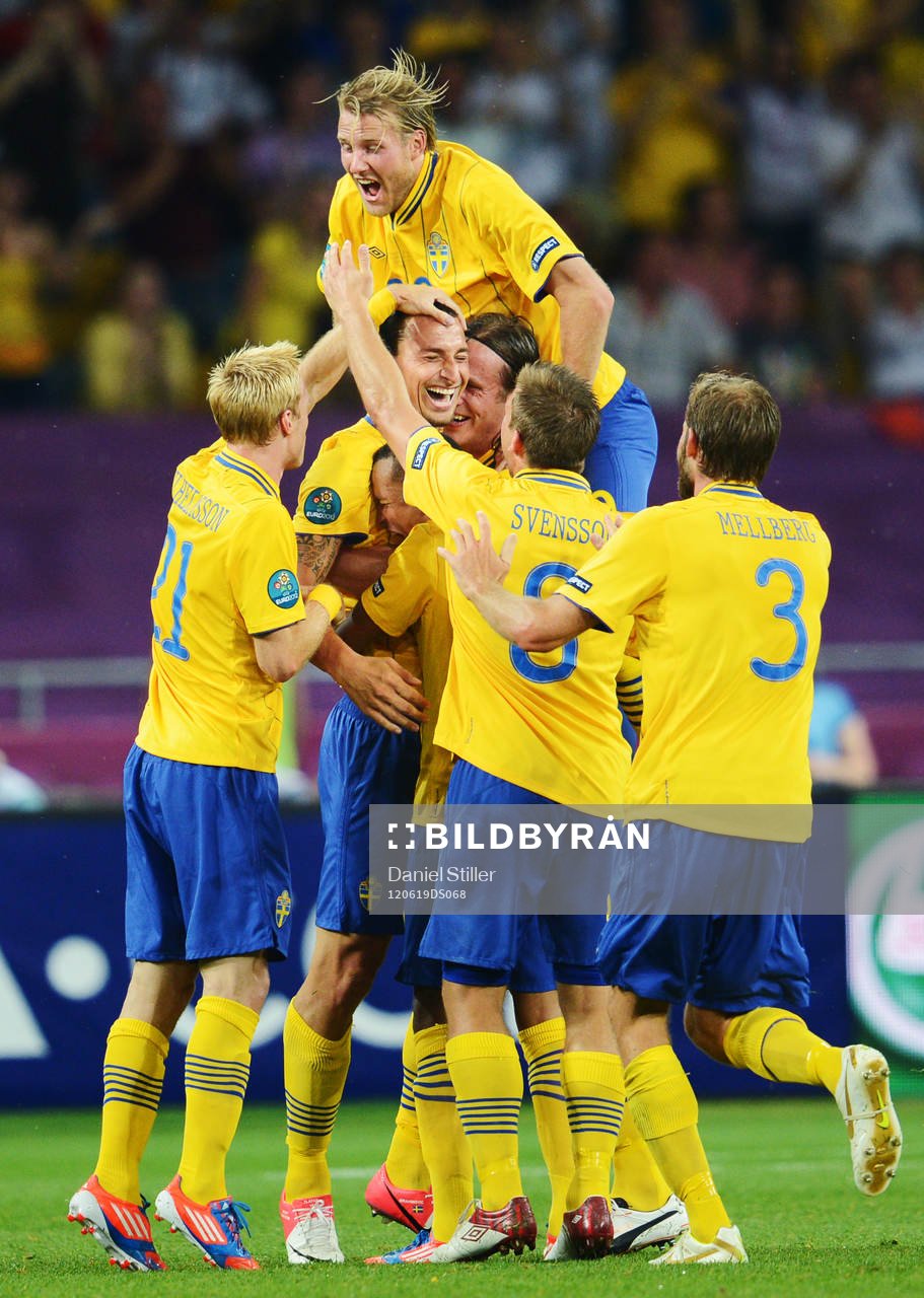Zlatan Ibrahimovic, Sverige, kramas om