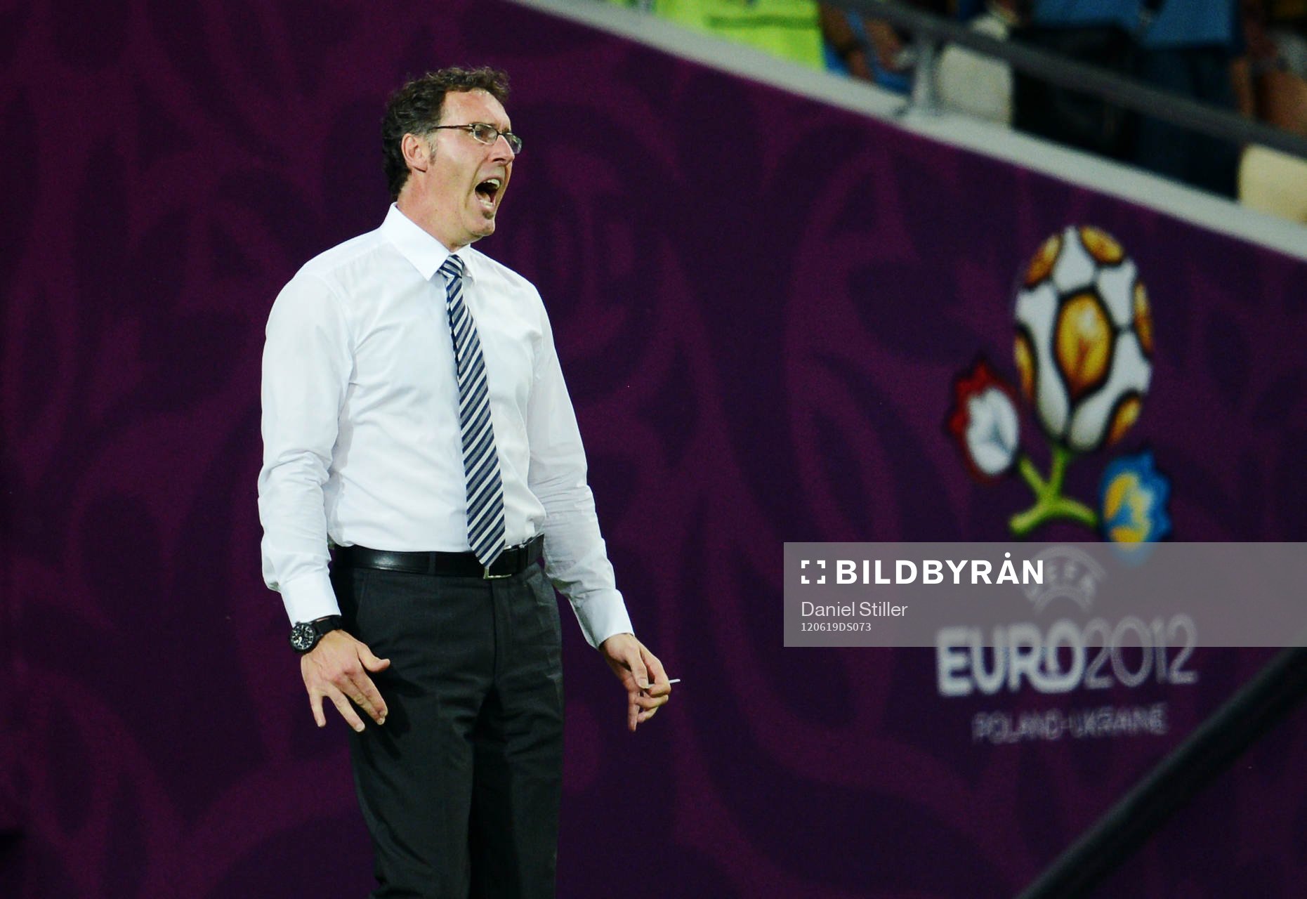 Laurent Blanc, förbundskapten, Frankrike, visar sin