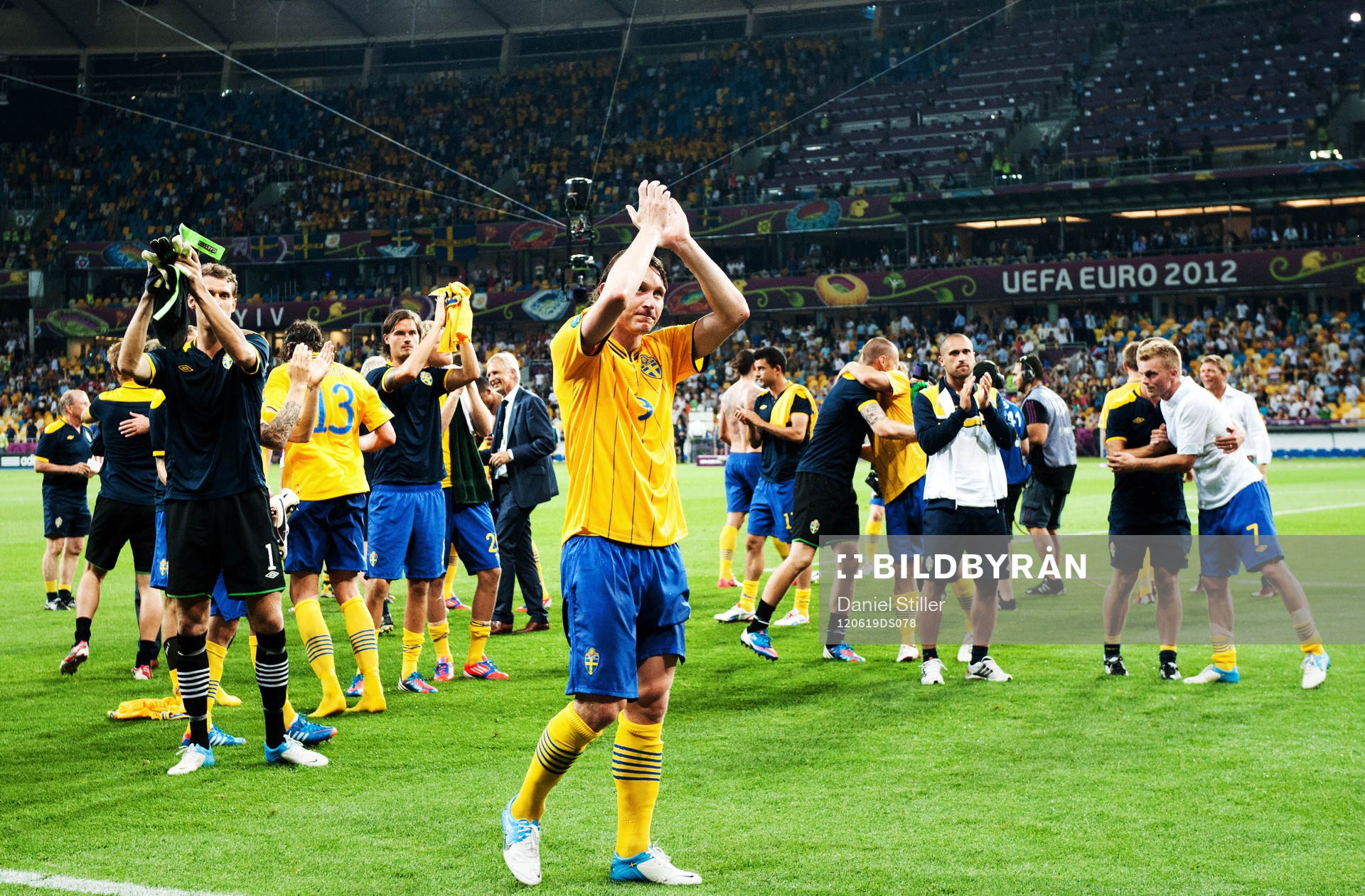Kim Källström, Sverige, tackar de svenska fansen på