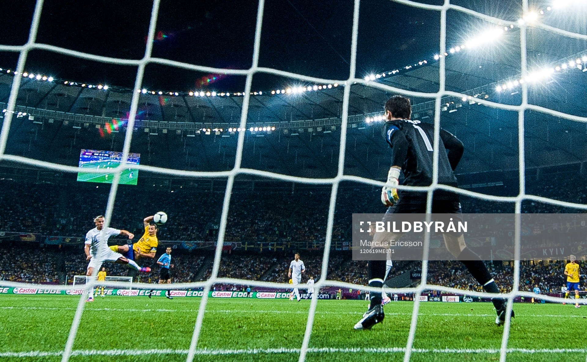 Zlatan Ibrahimovic, Sverige gör 1-0