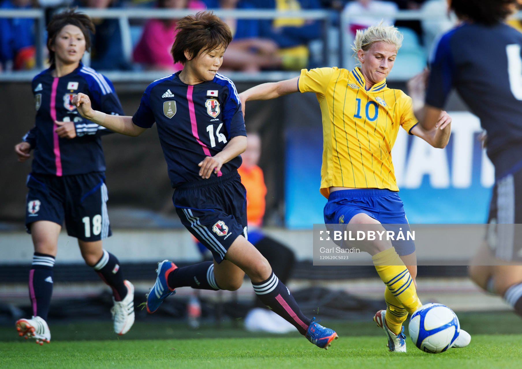  Asuna Tanaka, Japan, Sofia Jakobsson, Sverige.