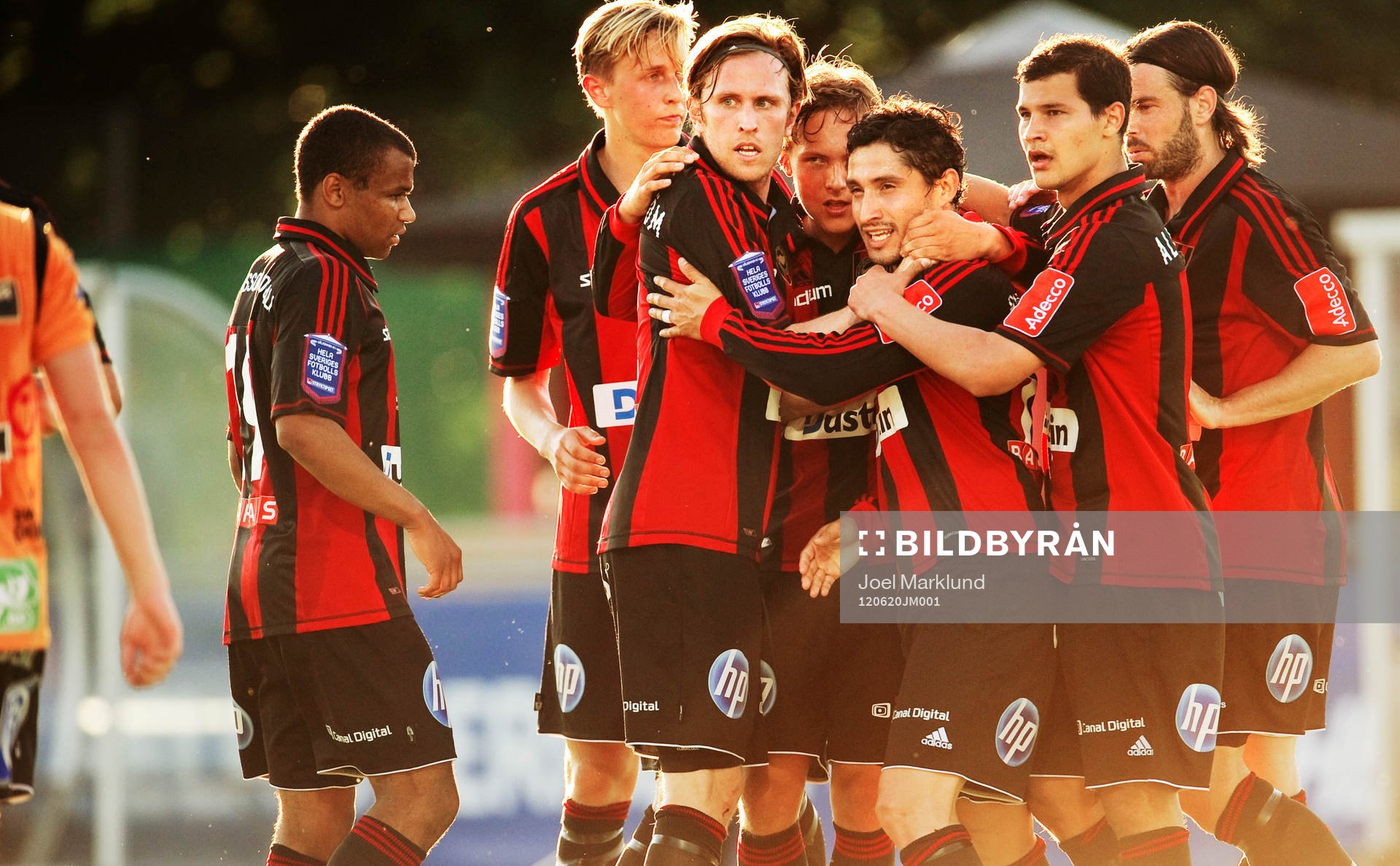 Pablo Pinones Arce, Brommapojkarna, gratuleras till sitt