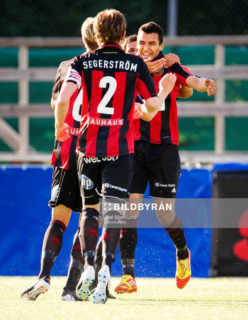 Nabil Bahoui, Brommapojkarna, kramas om