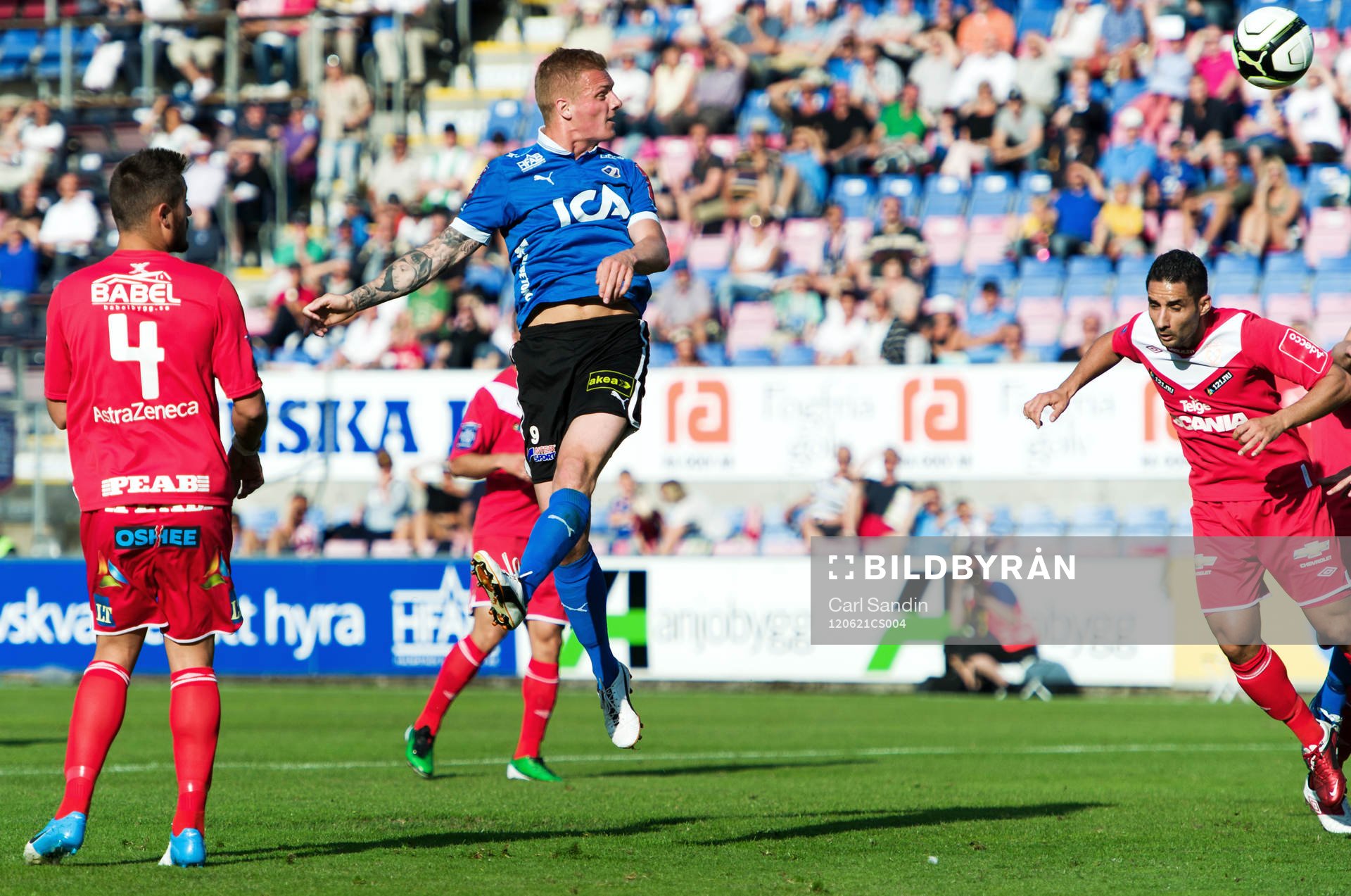 Gudjón Baldvinsson, Halmstad, nickar in 1-0