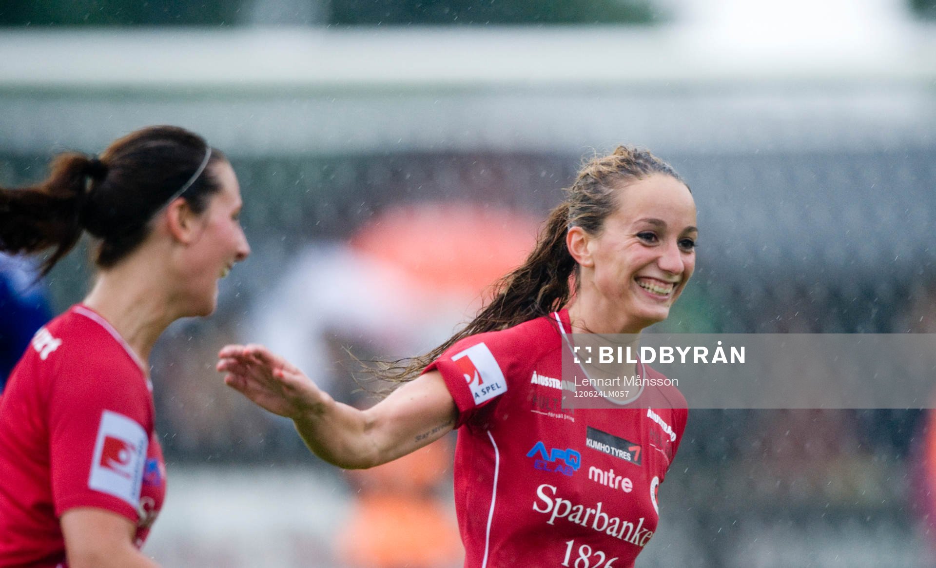  Kosovare Asllani, Kristianstad, jubel efter mål.