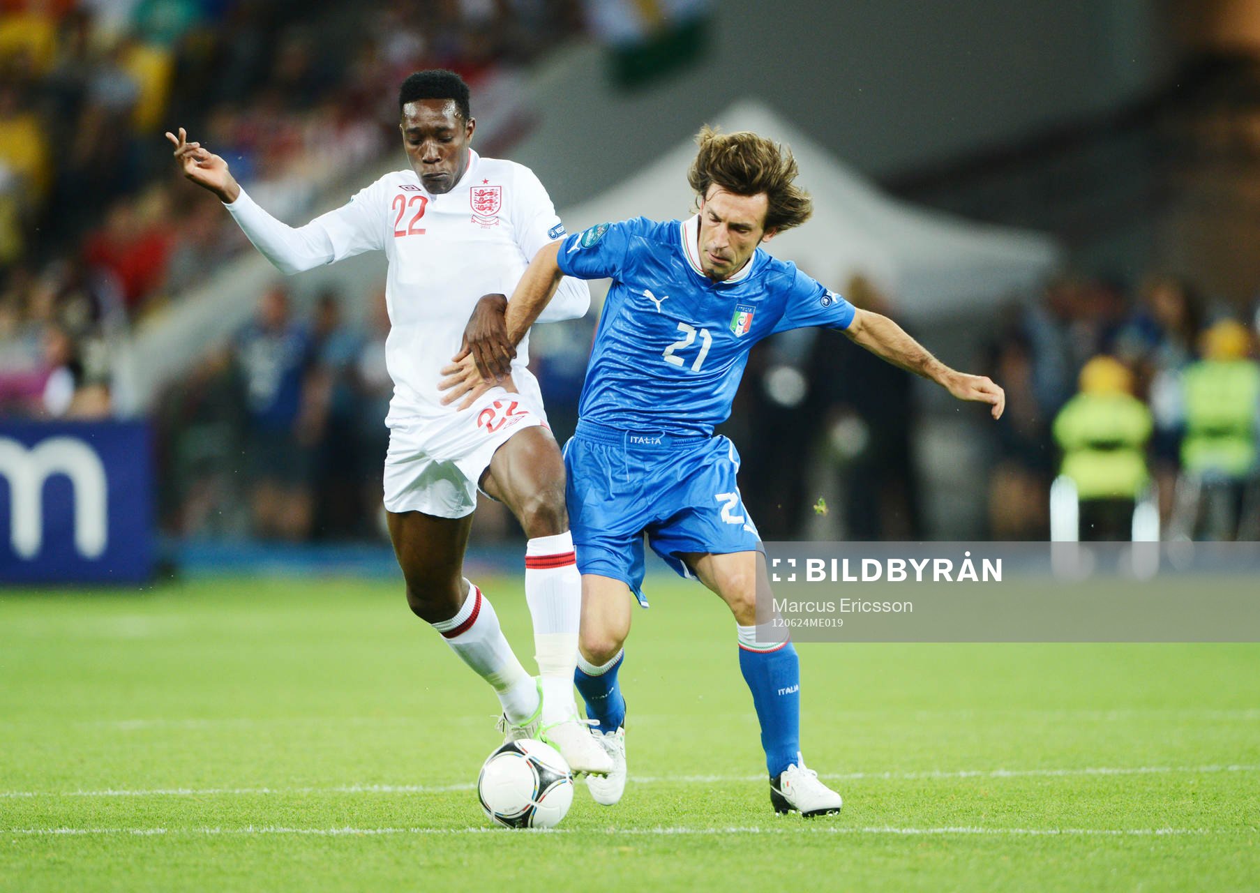Danny Welbeck, England och Andrea Pirlo, Italien