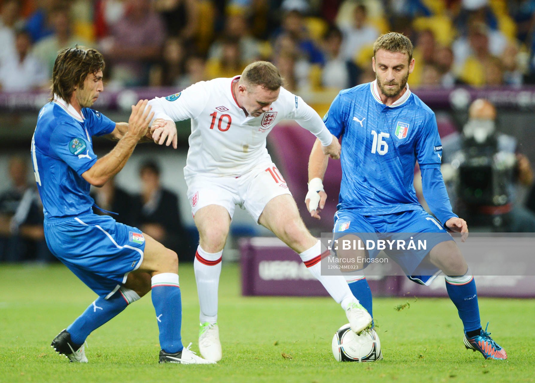 Andrea Pirlo och Daniele De Rossi, Italien, Wayne Rooney,