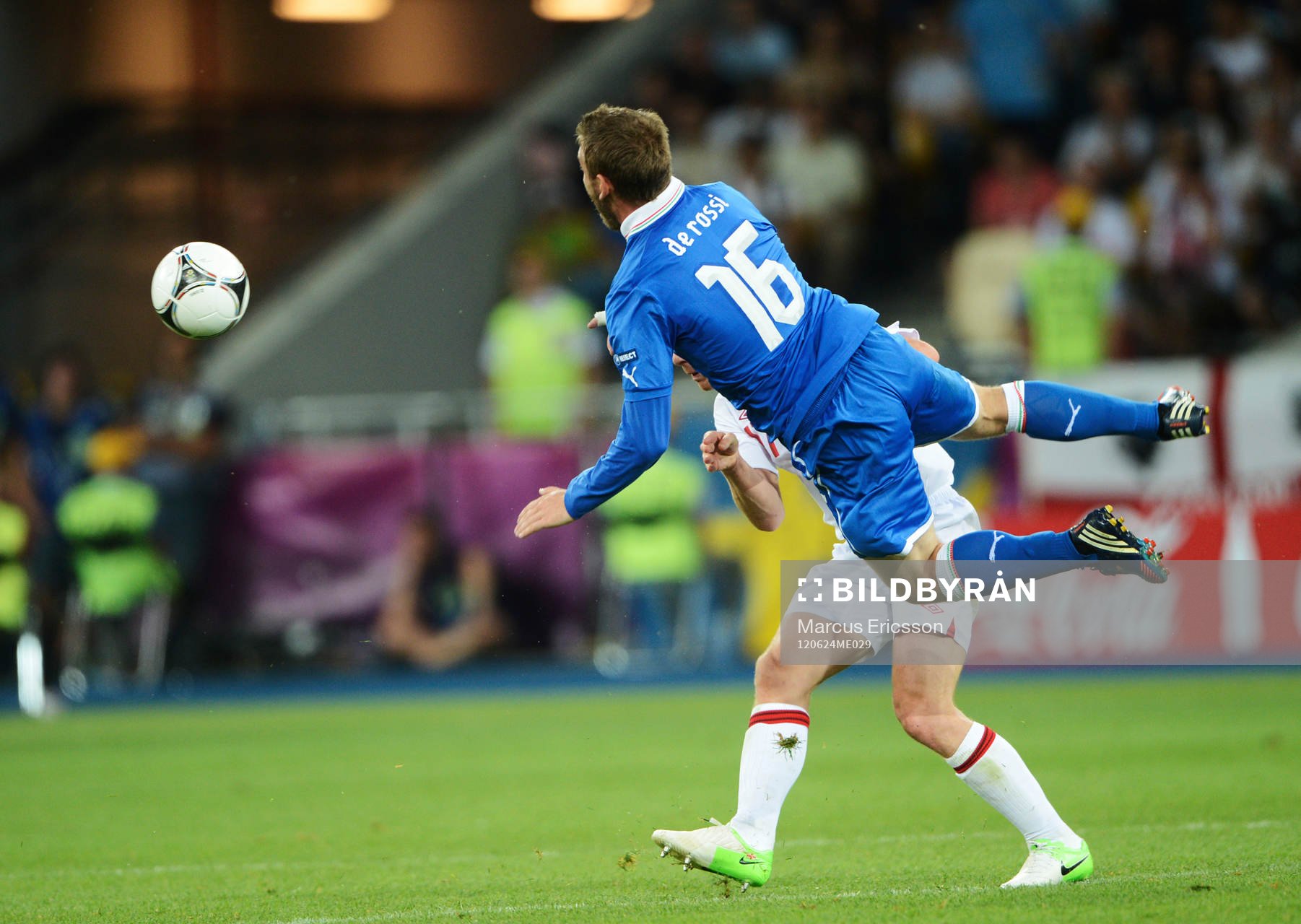 Daniele De Rossi, Italien, flyger