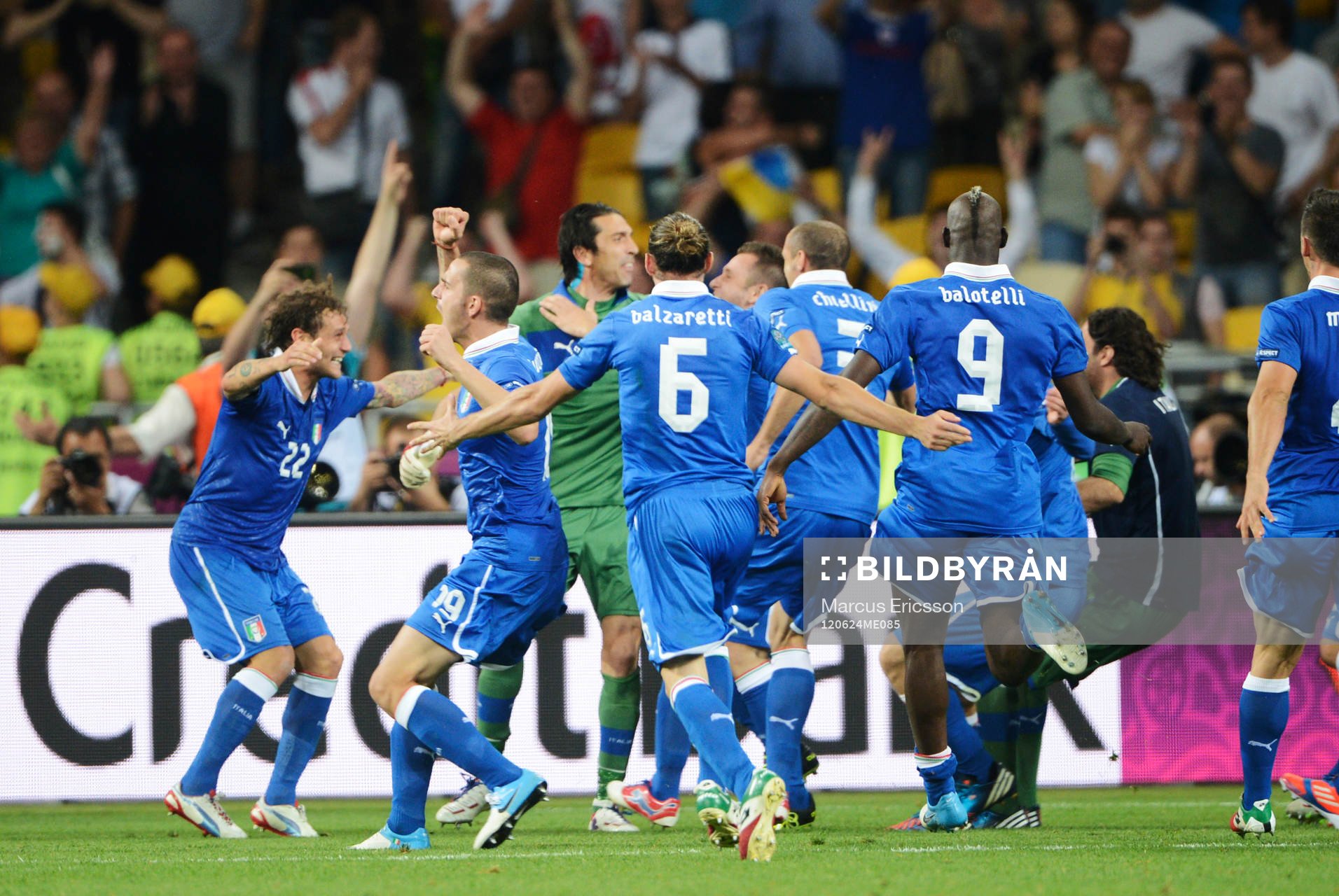 Glädje, jubel i Italien