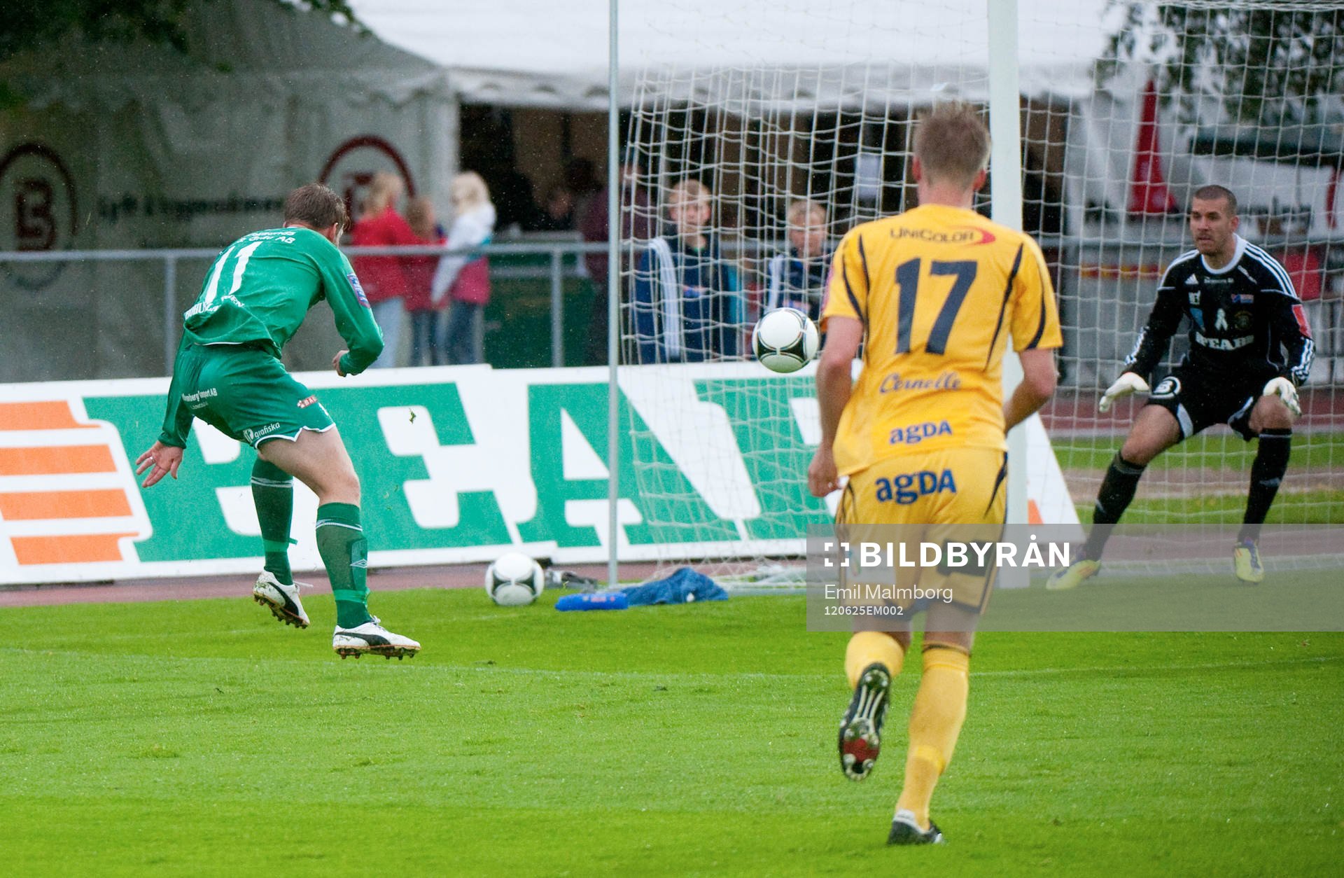 Joakim Runnemo, Ljungskile tar ner och gör 1-0