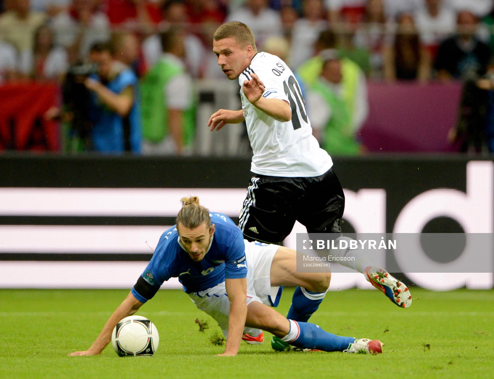 Federico Balzaretti, Italien och Lukas Podolski, Tyskland