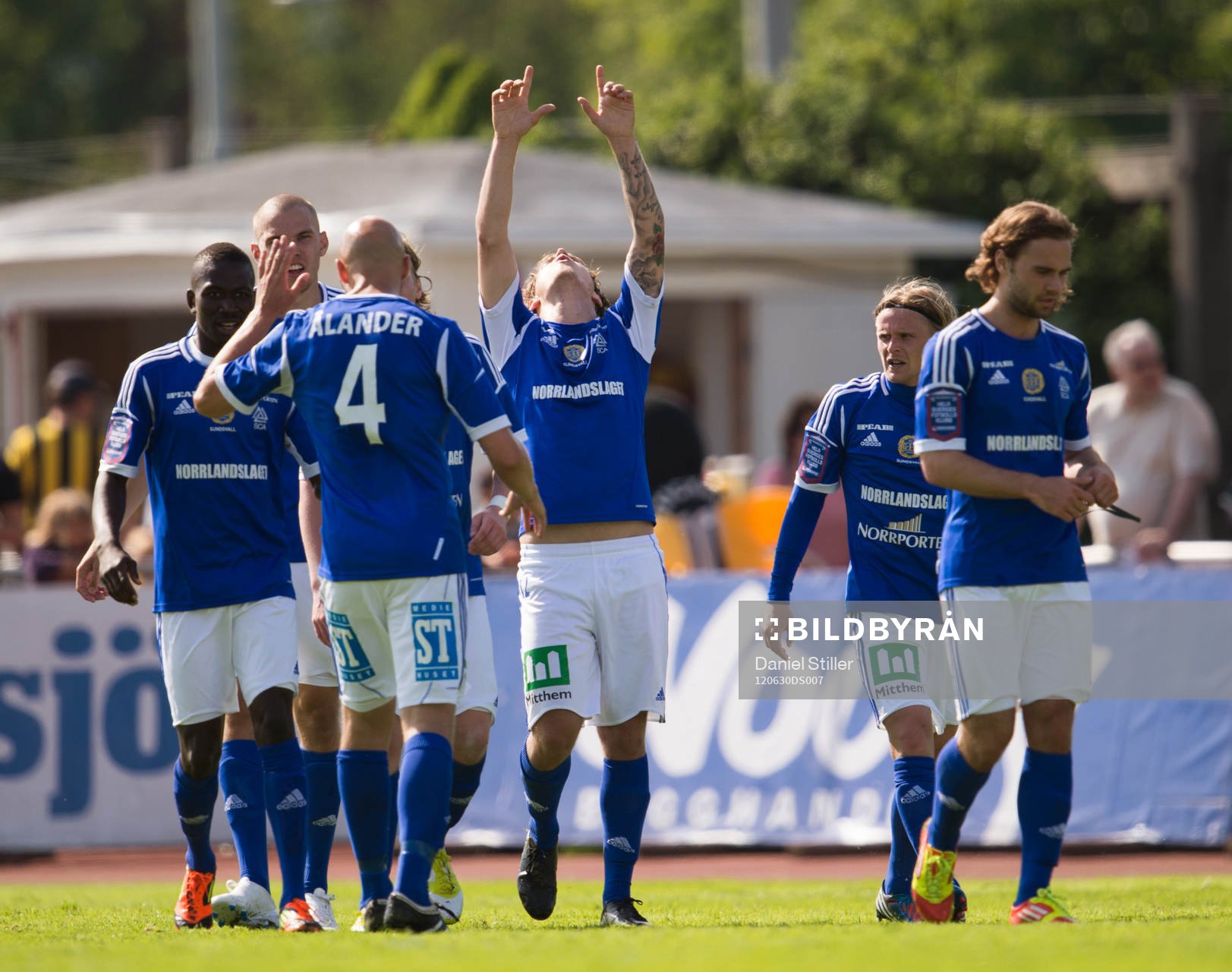Fredrik Holster, GIF Sundsvall, gör 0-2, jubel