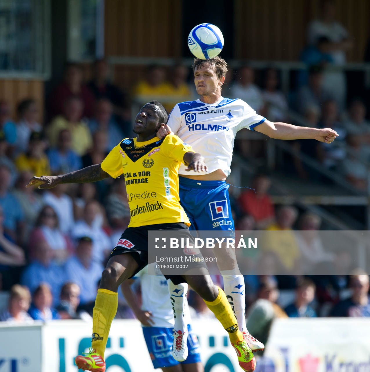 Nickduell, Dominique Kivuvu, Mjällby, och Shpetim Hasani,