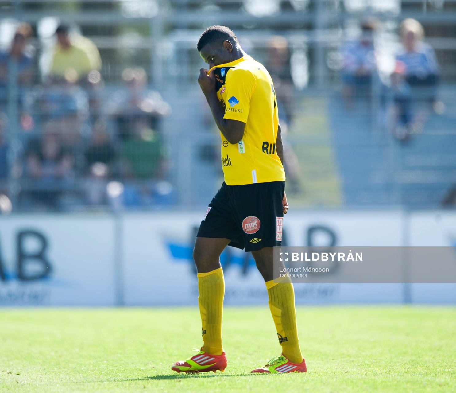 Utvisning, Dominique Kivuvu, Mjällby