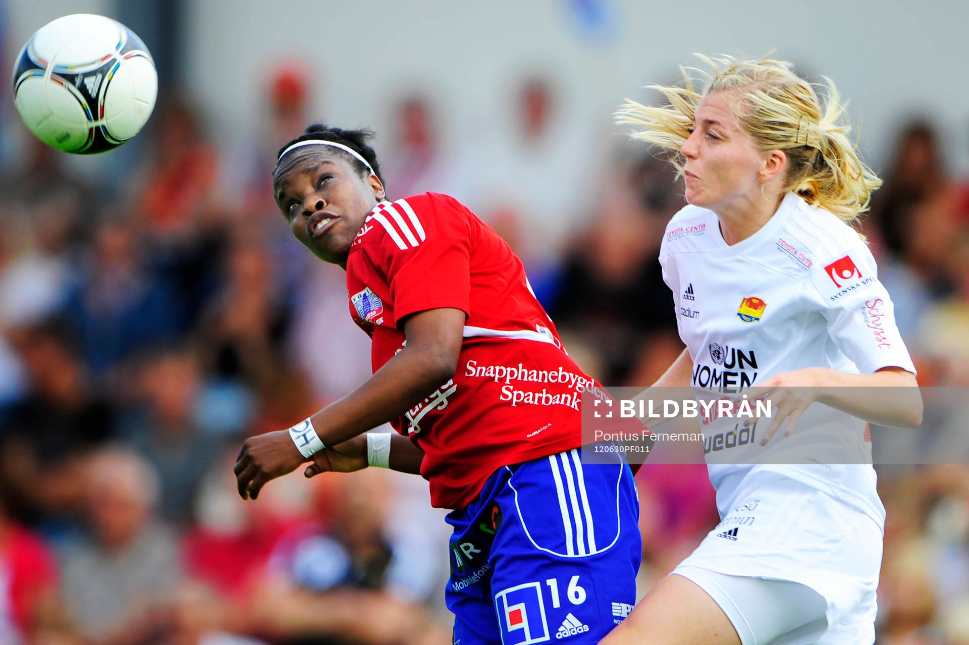 Danesha Adams, Vittsjö och Linda Sembrant, Tyresö