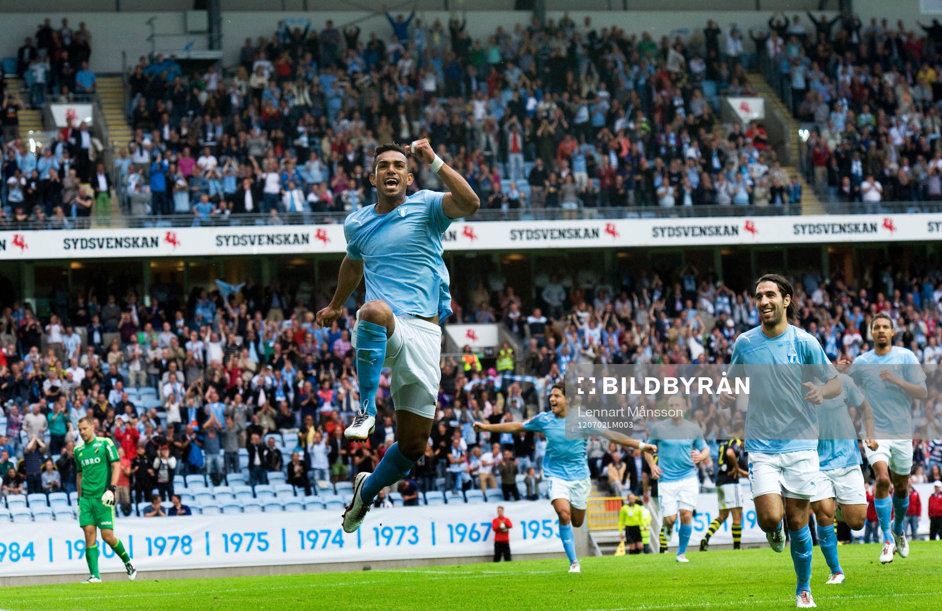 1-0 Wilton Figueiredo, 2-målsskytt, jubel med  Jimmy