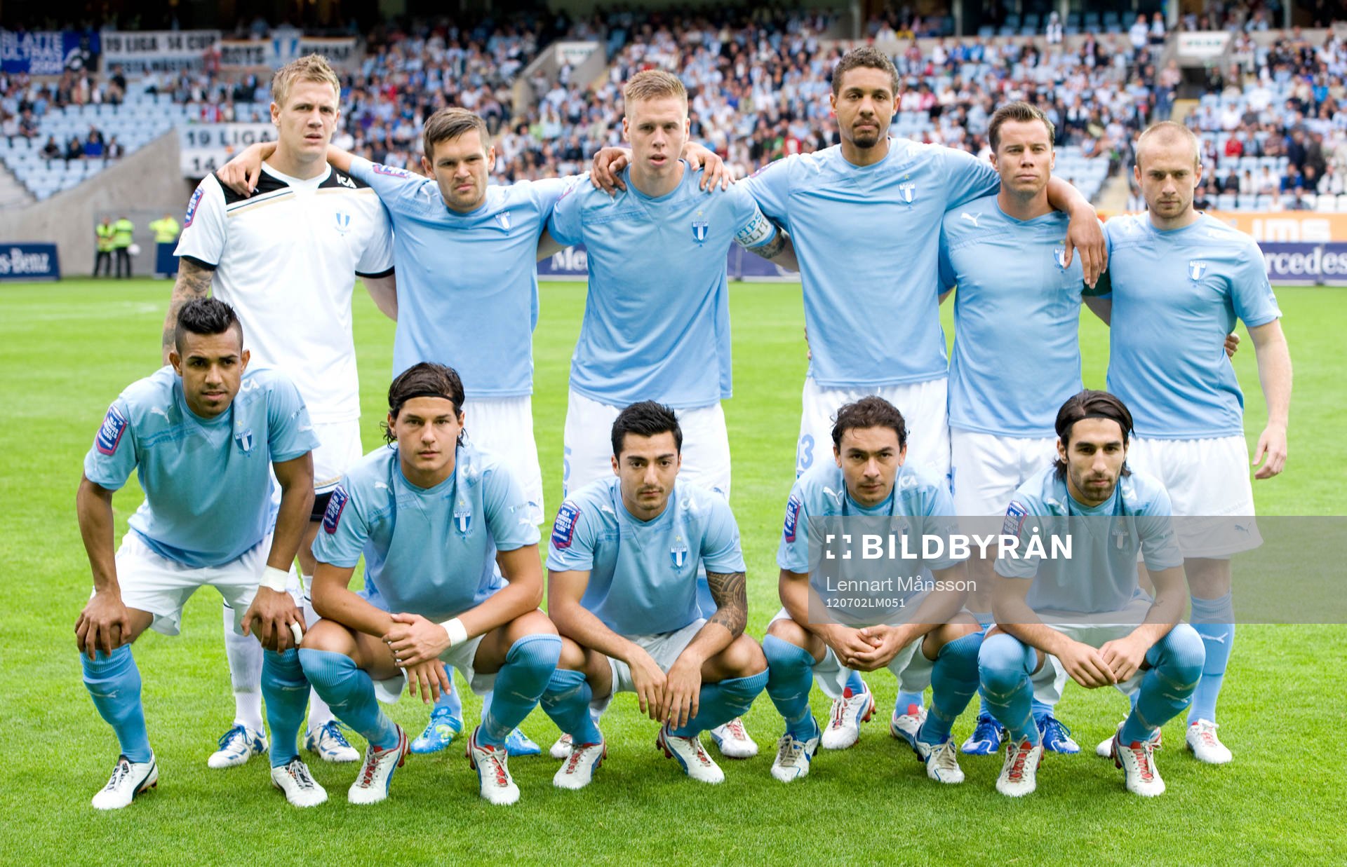 Lagbild, startelva, stående fr.v.: Johan Dahlin, Ivo