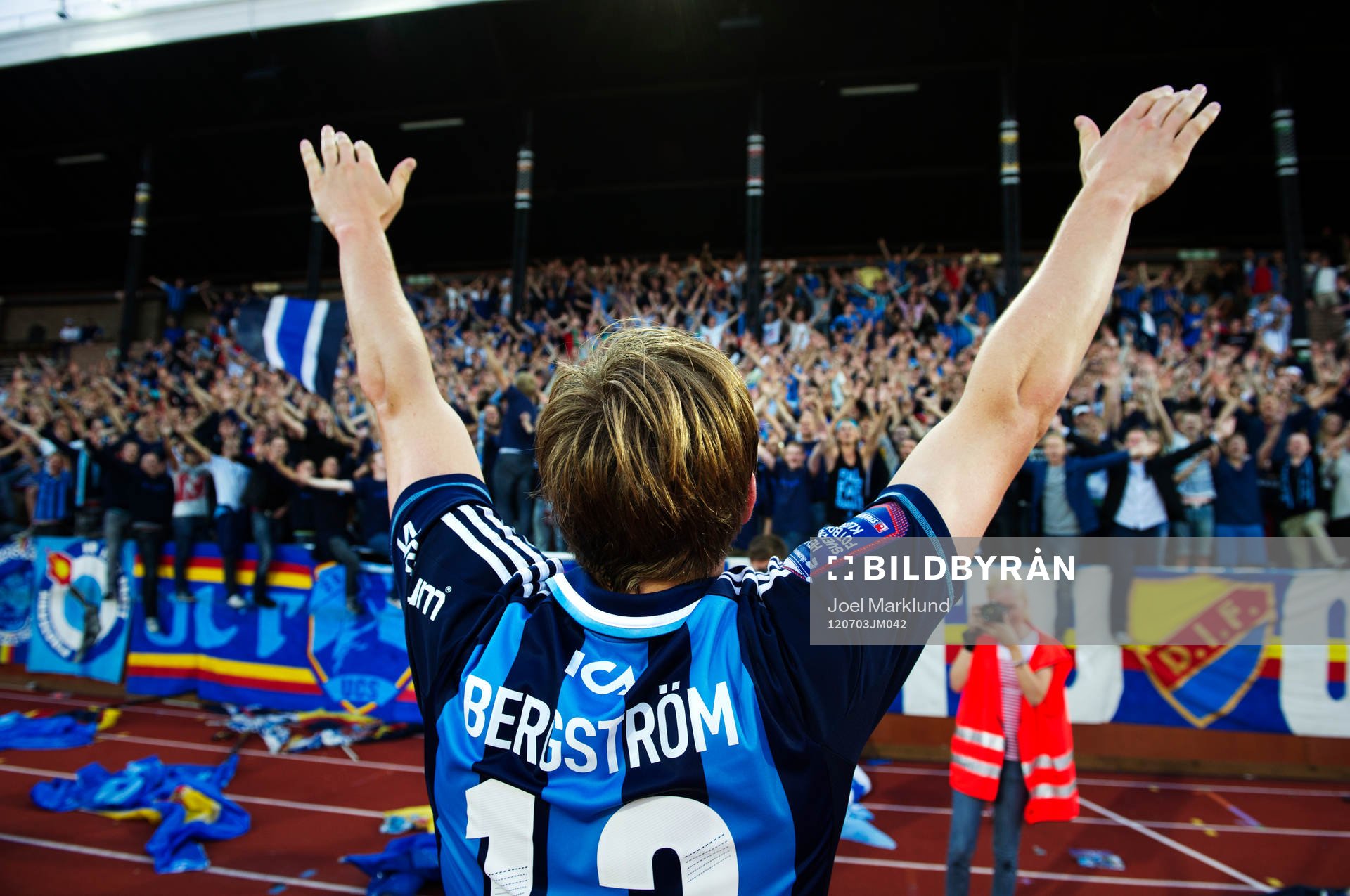 Emil Bergström, Djurgården, tackar fansen