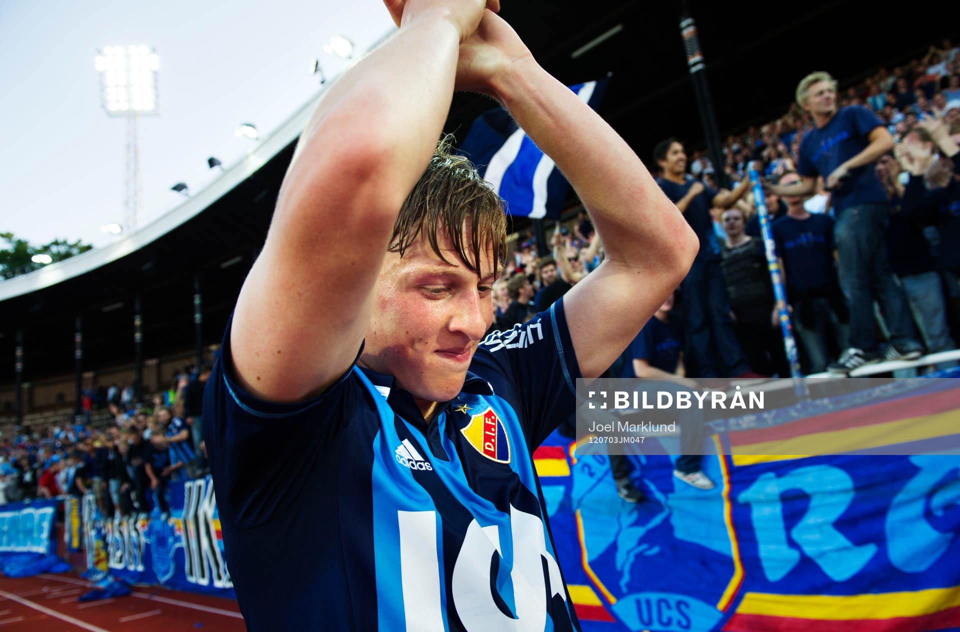 Emil Bergström, Djurgården, tackar fansen