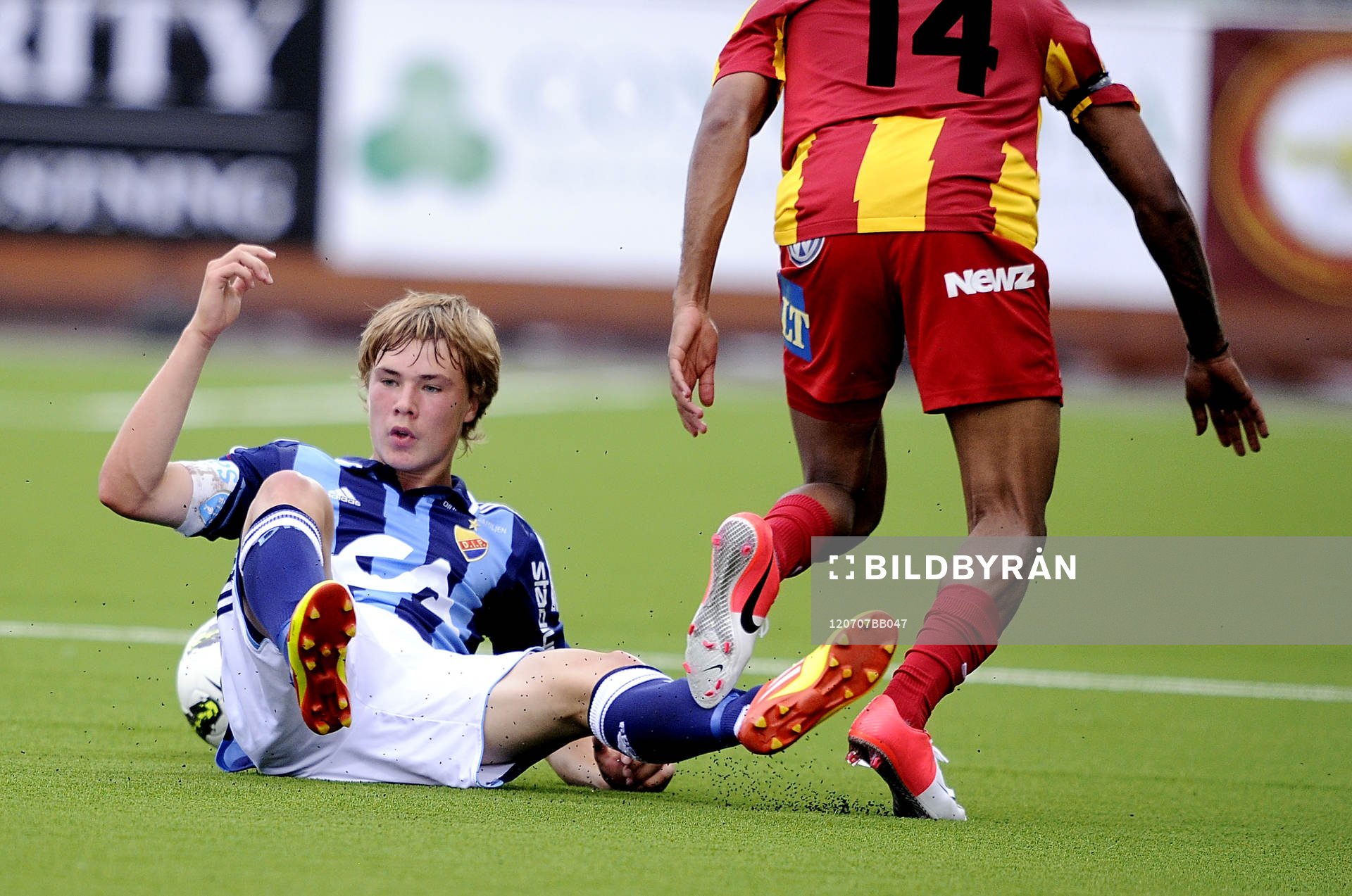  Simon Tibbling, Djurgården.