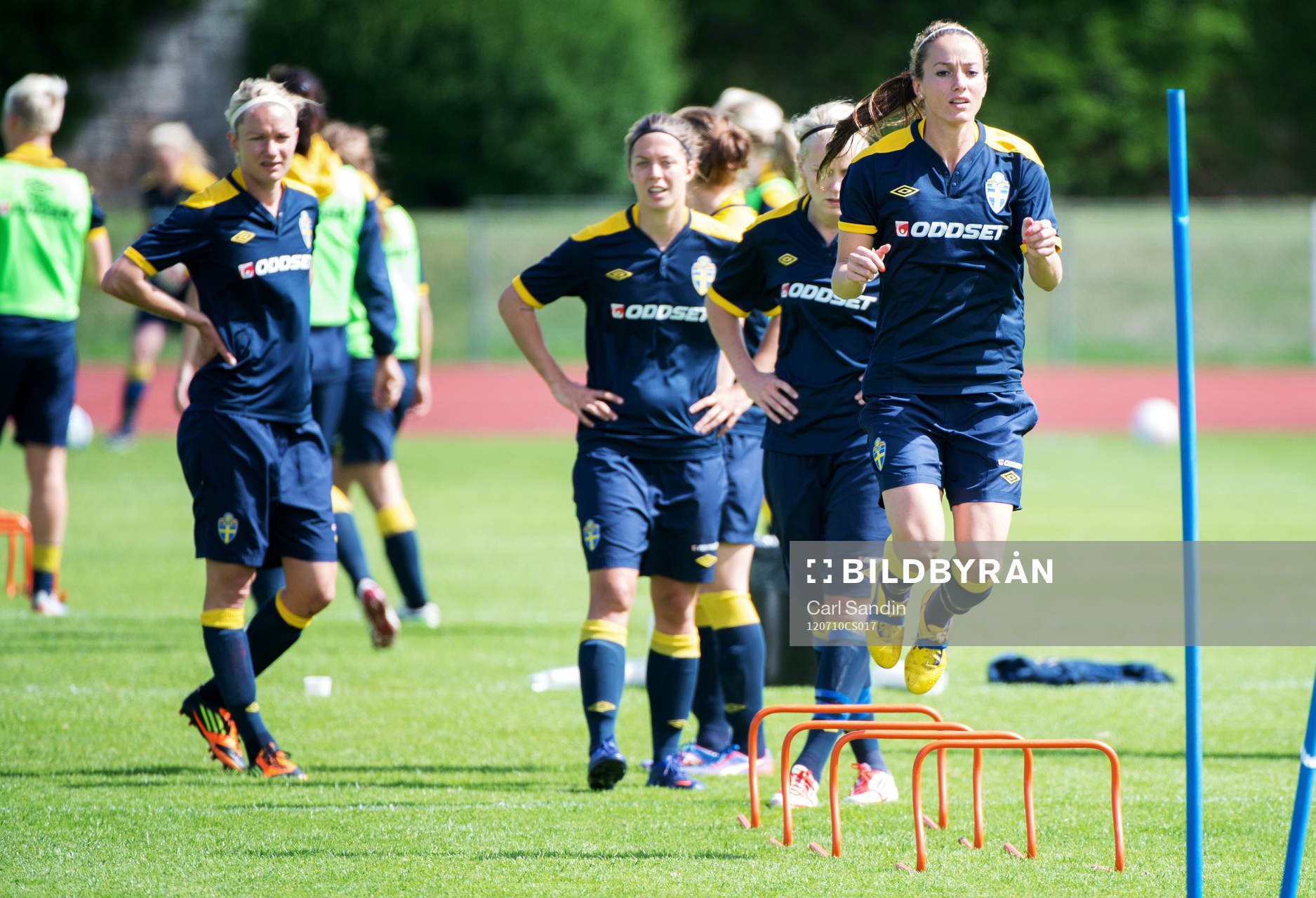 Kosovare Asllani, Sverige