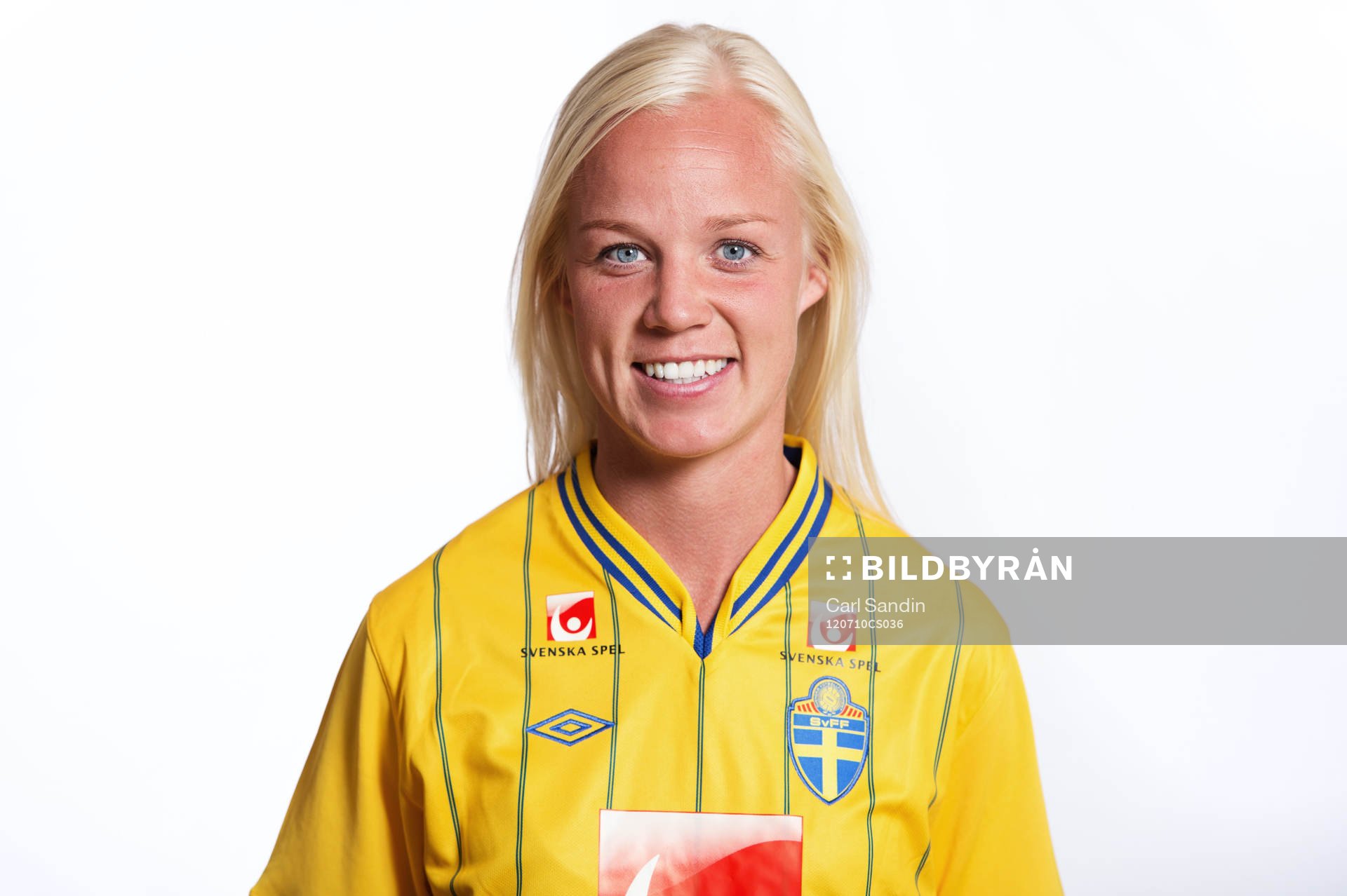 Caroline Seger, Sverige