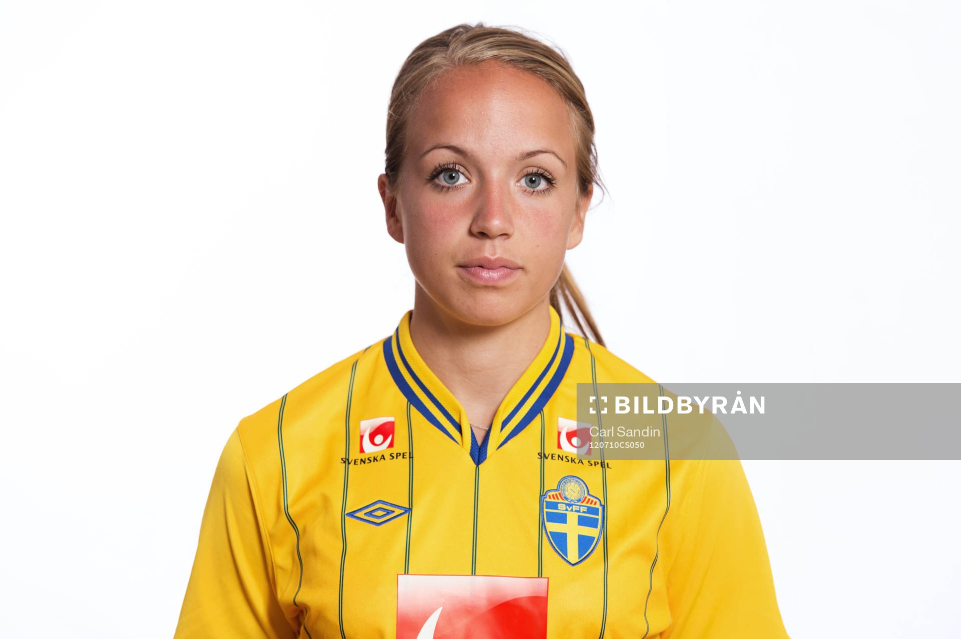 Malin Levenstad, Sverige