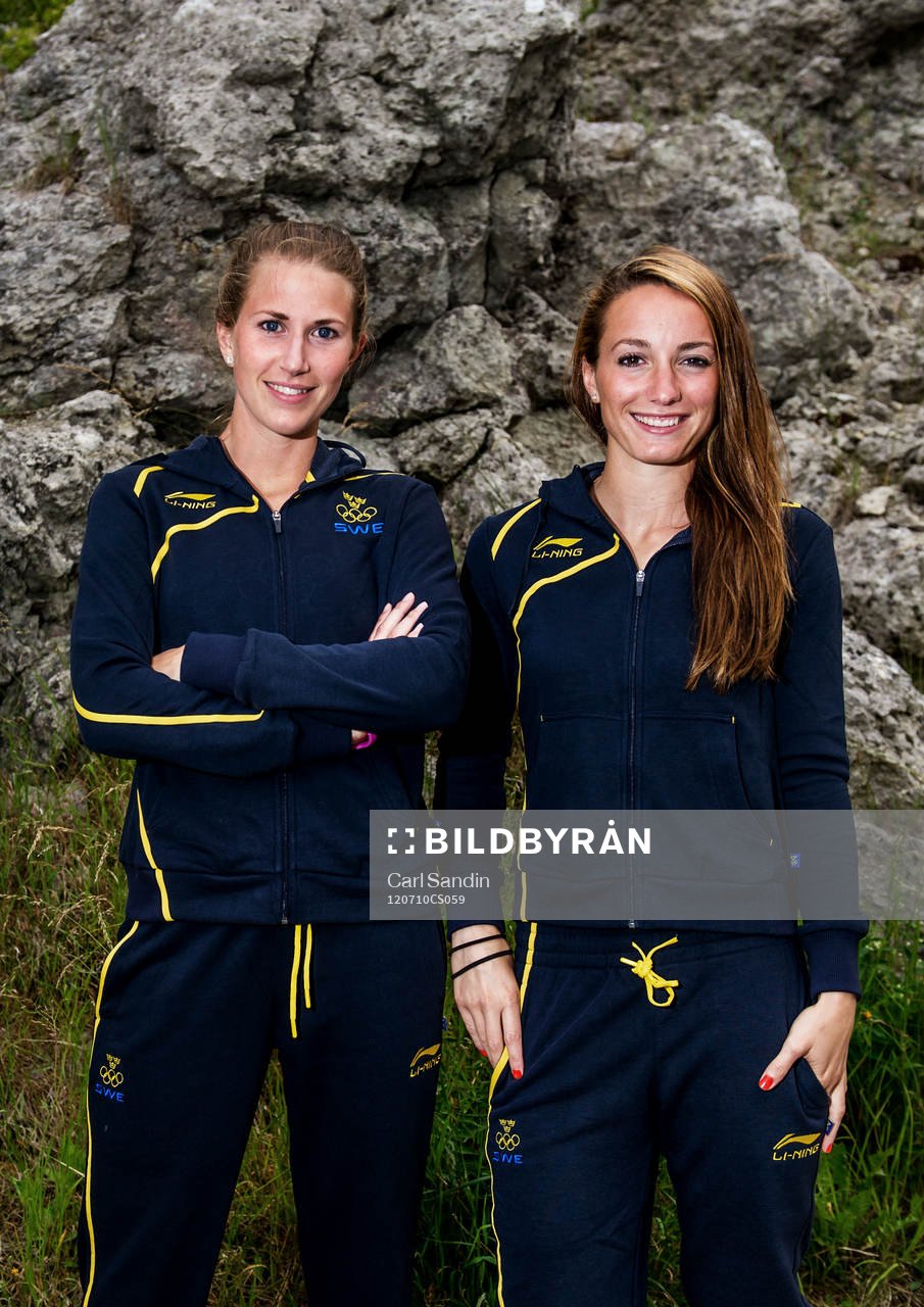 Emma Berglund, Kosovare Asllani, Sverige