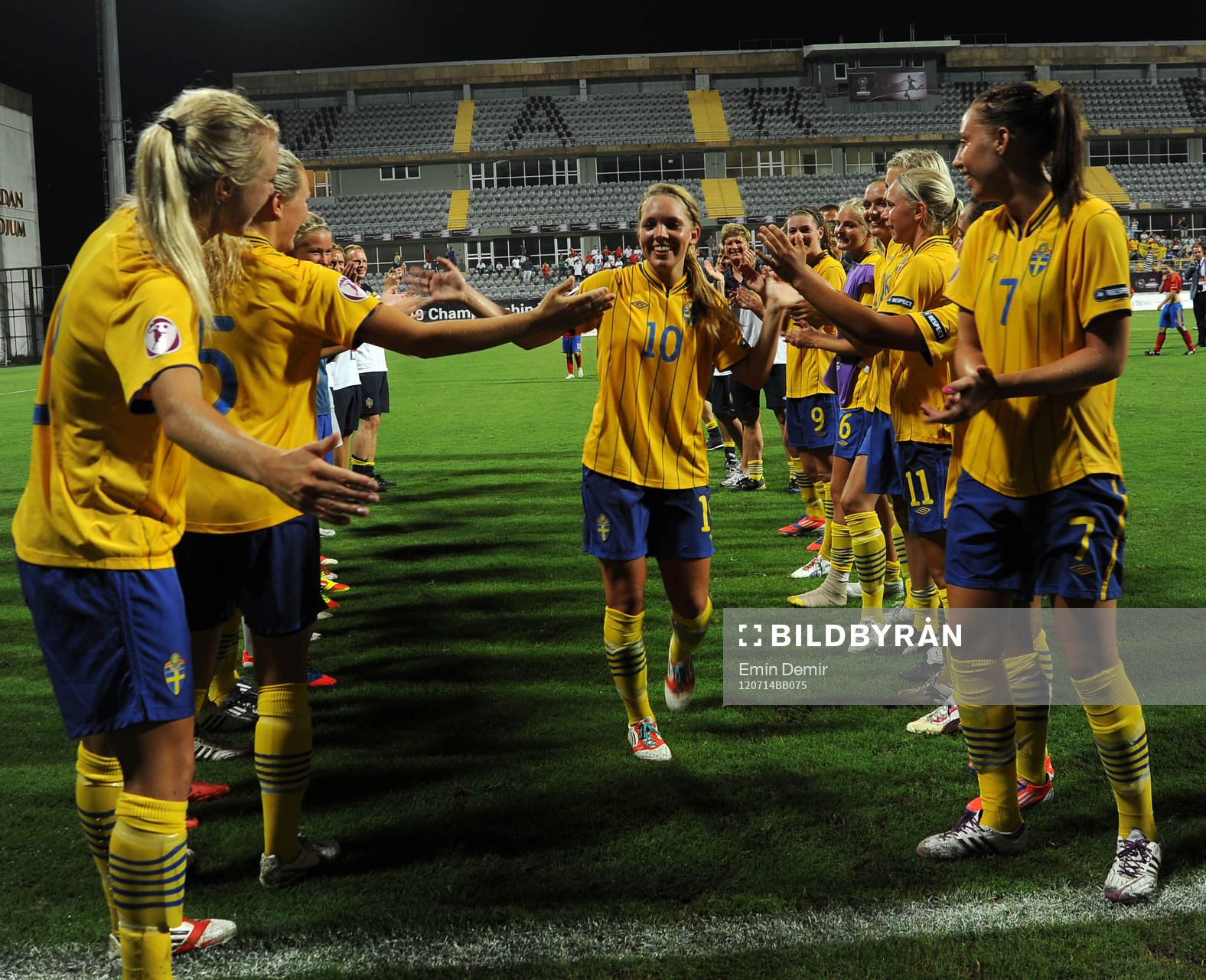 Elin Rubensson, Sverige hyllas av lagkamraterna