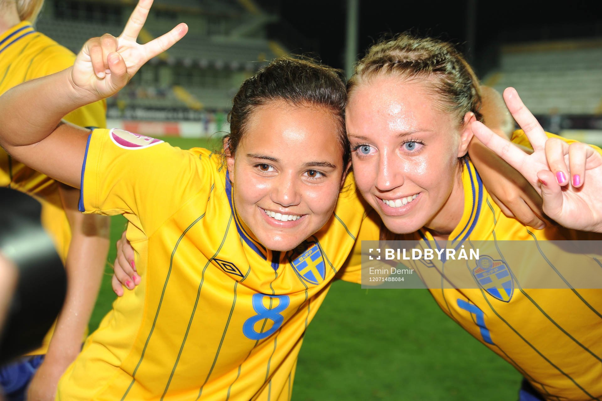 Malin Diaz och Petra Andersson, Sverige (jubel)