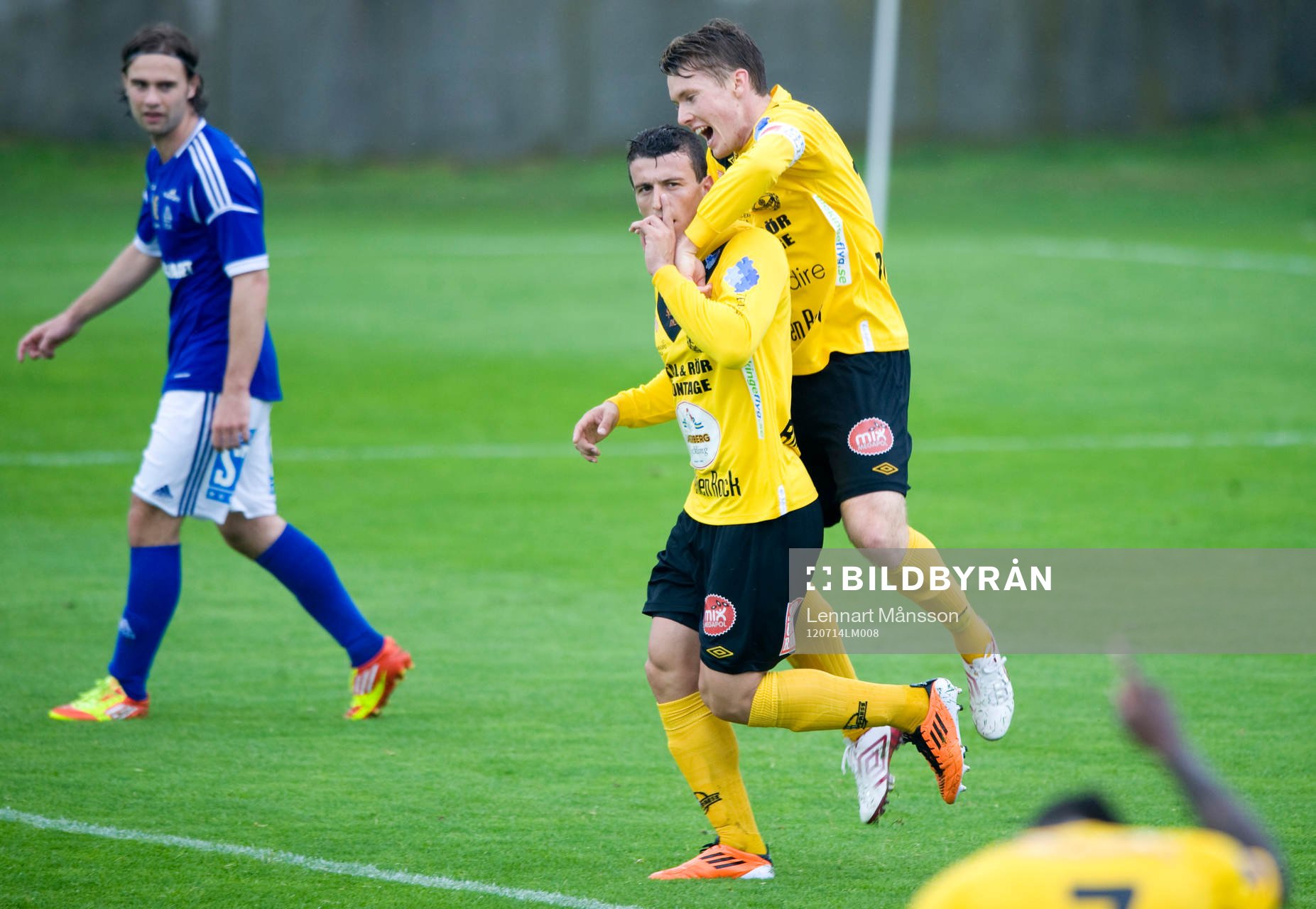 1-0, Erton Fejzullahu, Mjällby, grattas av Viktor Agardius