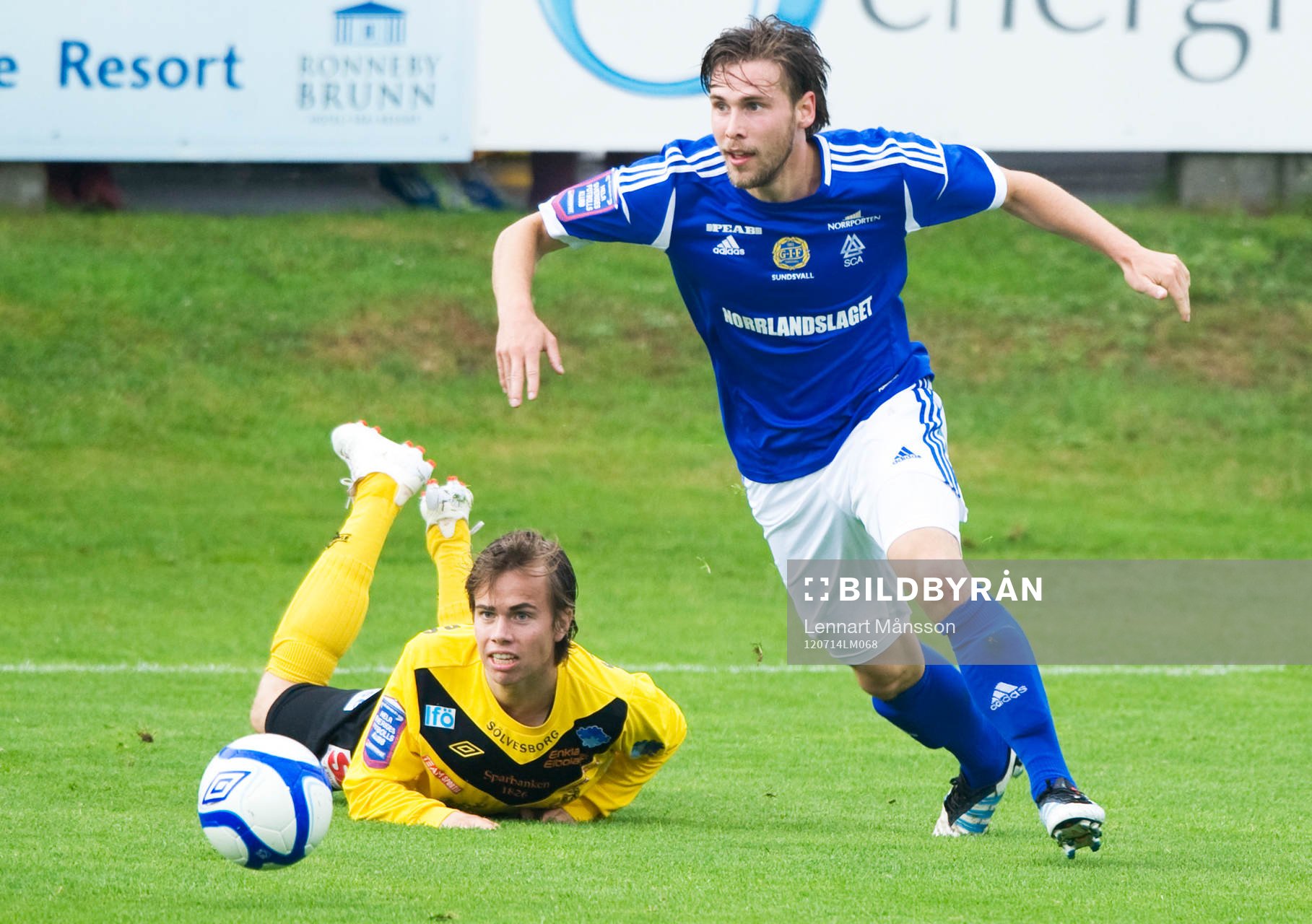Robert Lundström, Sundsvall och Andreas Blomqvist, Mjällby