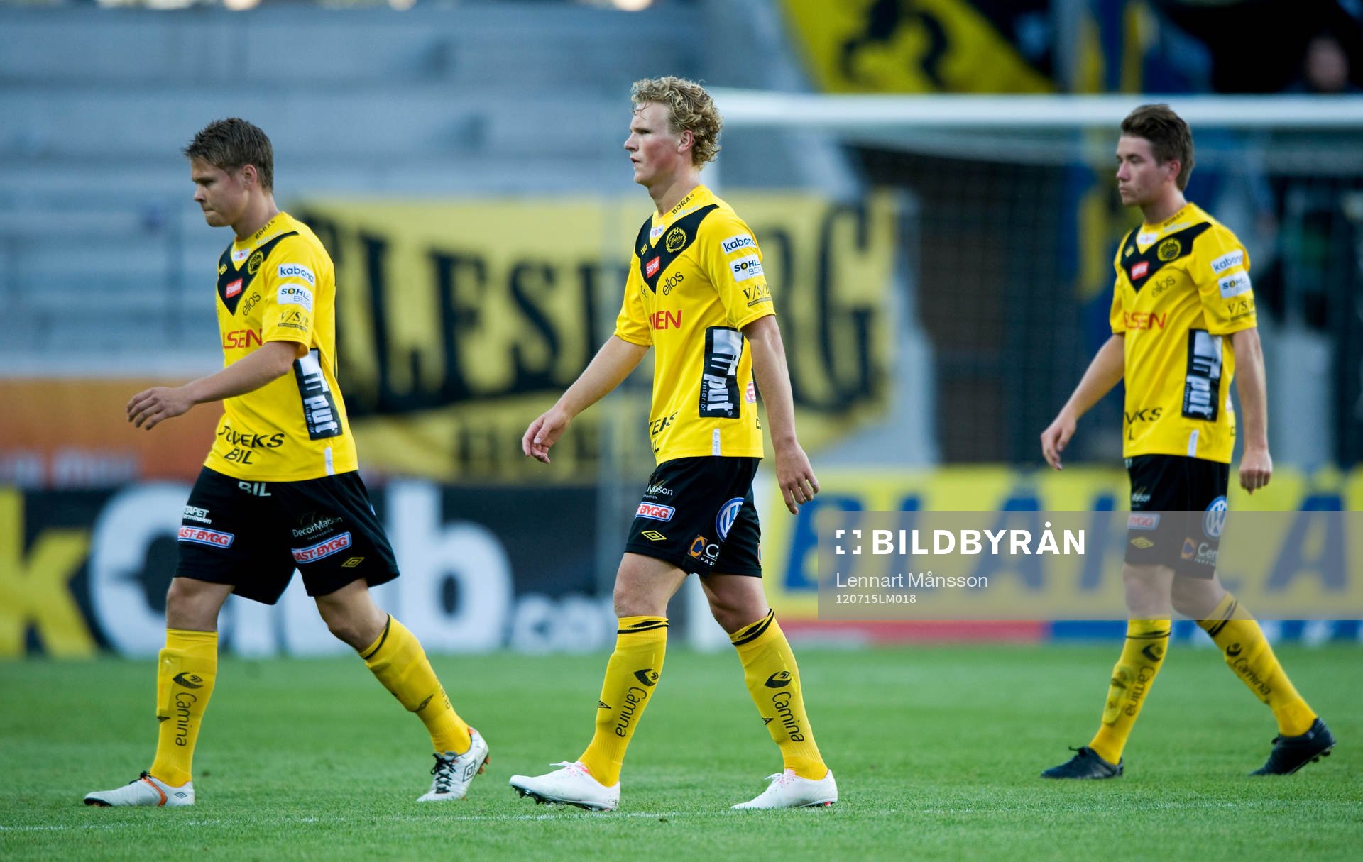 Slutsignal, Elfsborg lämnar med tunga steg, Viktor