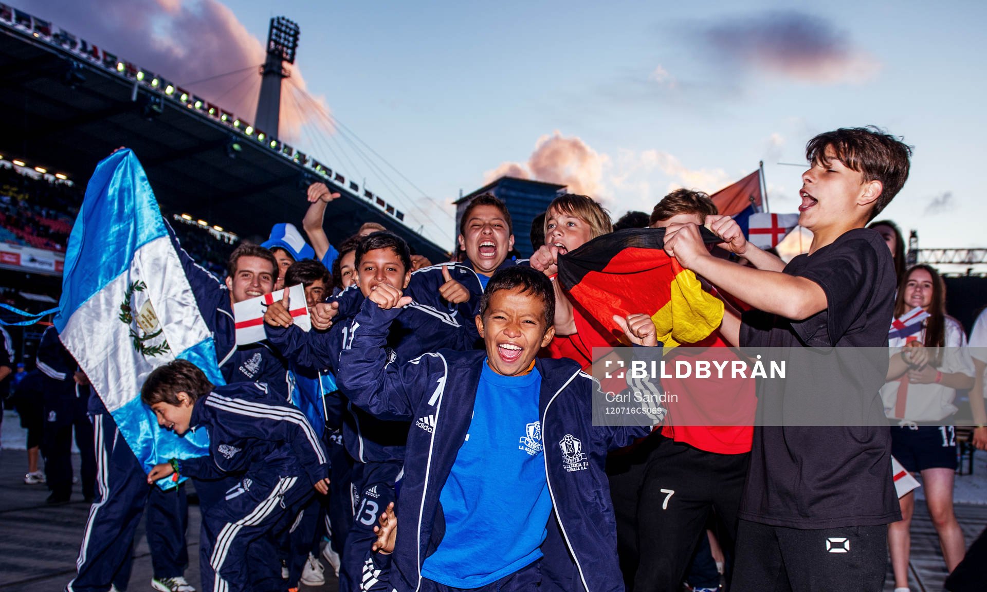 Fotboll, Gothia Cup, Invigning