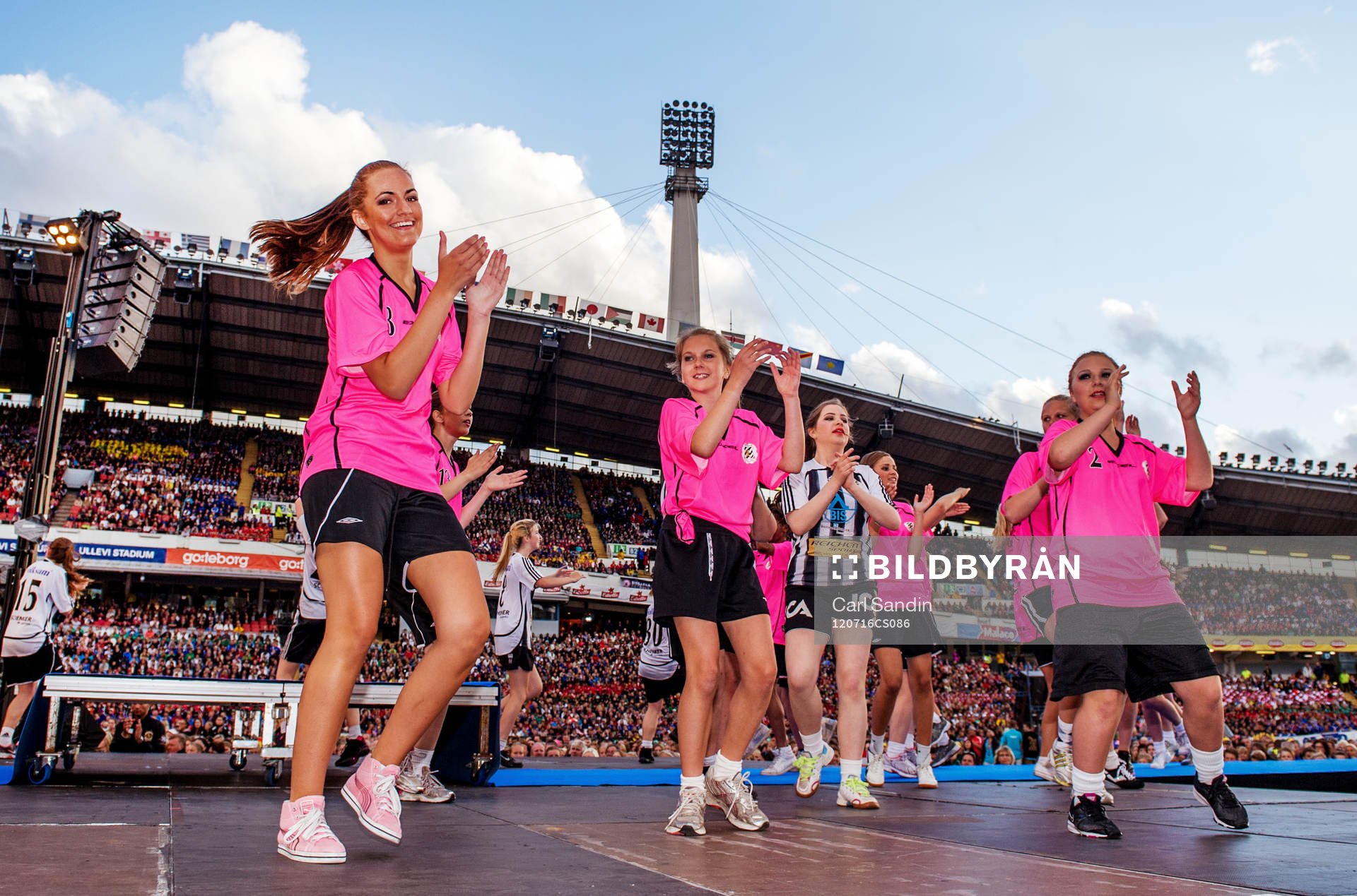 Fotboll, Gothia Cup, Invigning
