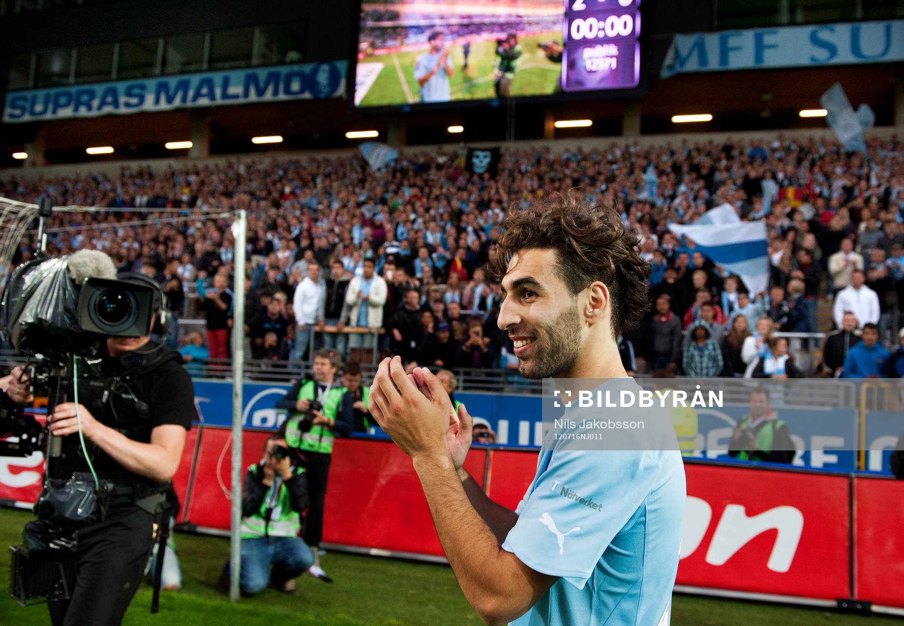 Jimmy Durmaz, Malmö FF tackas av av publiken