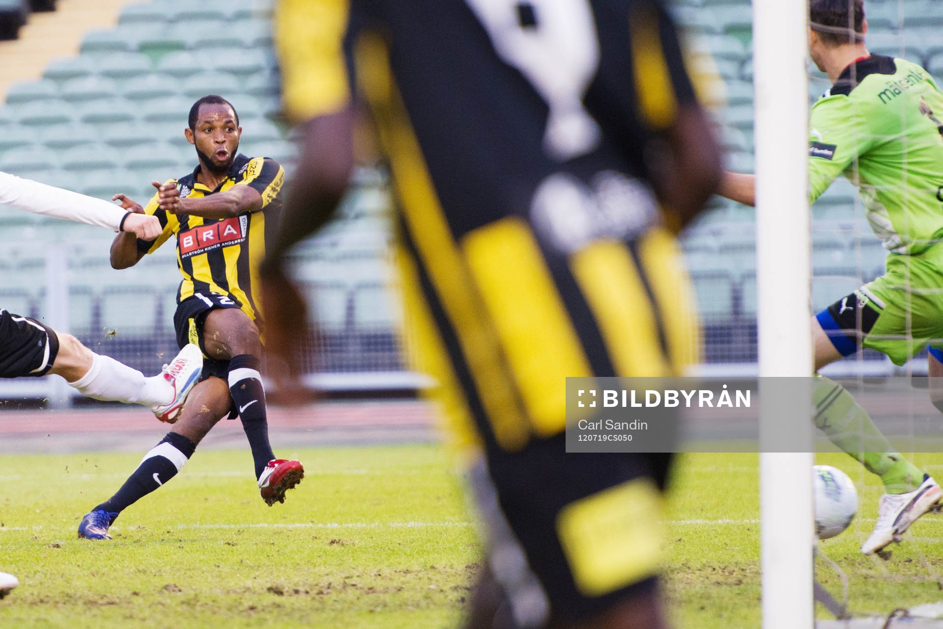 René Makondele, Häcken, 1-1