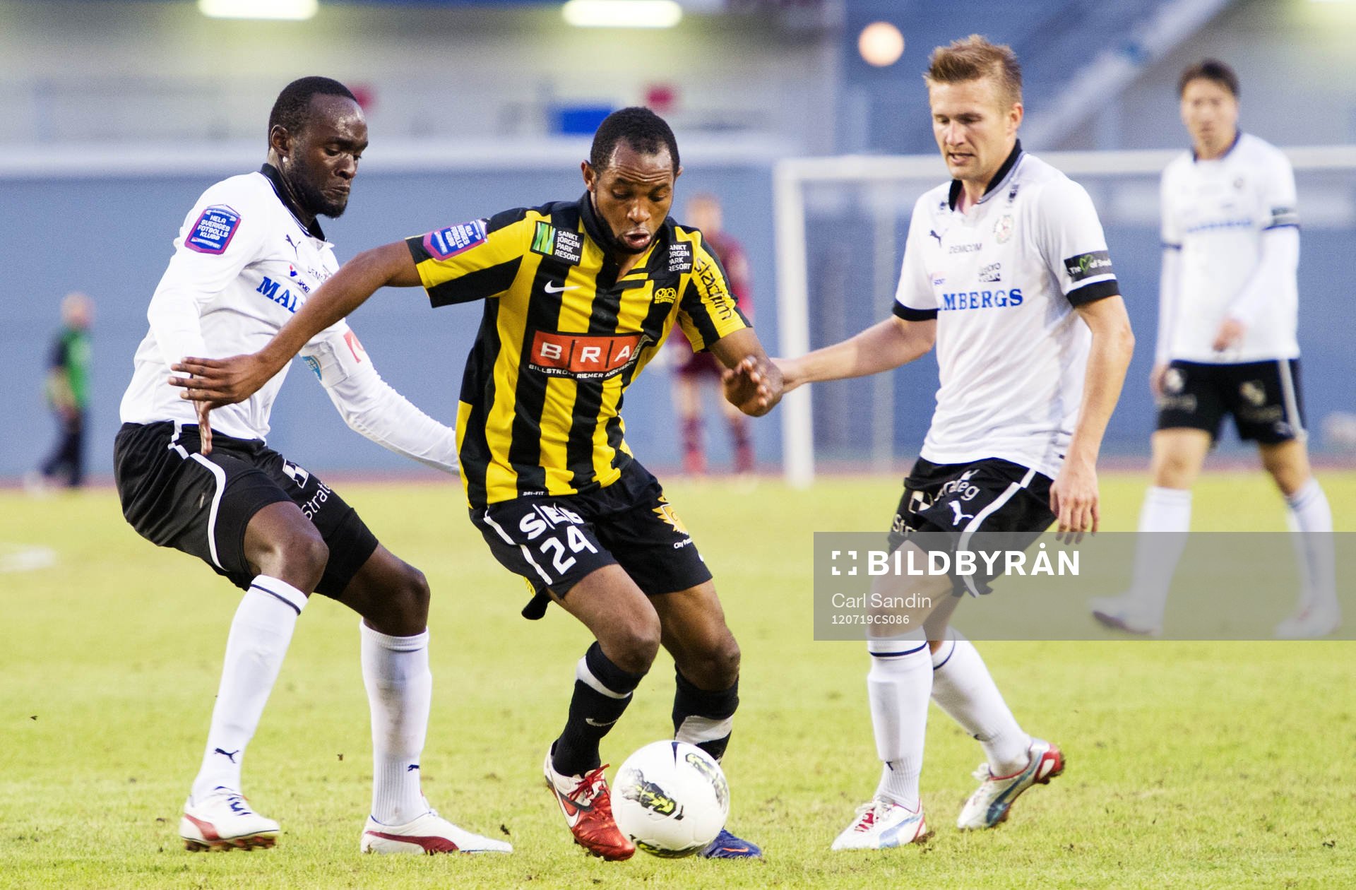 Boris Lumbana, Örebro, René Makondele, Häcken, Daniel
