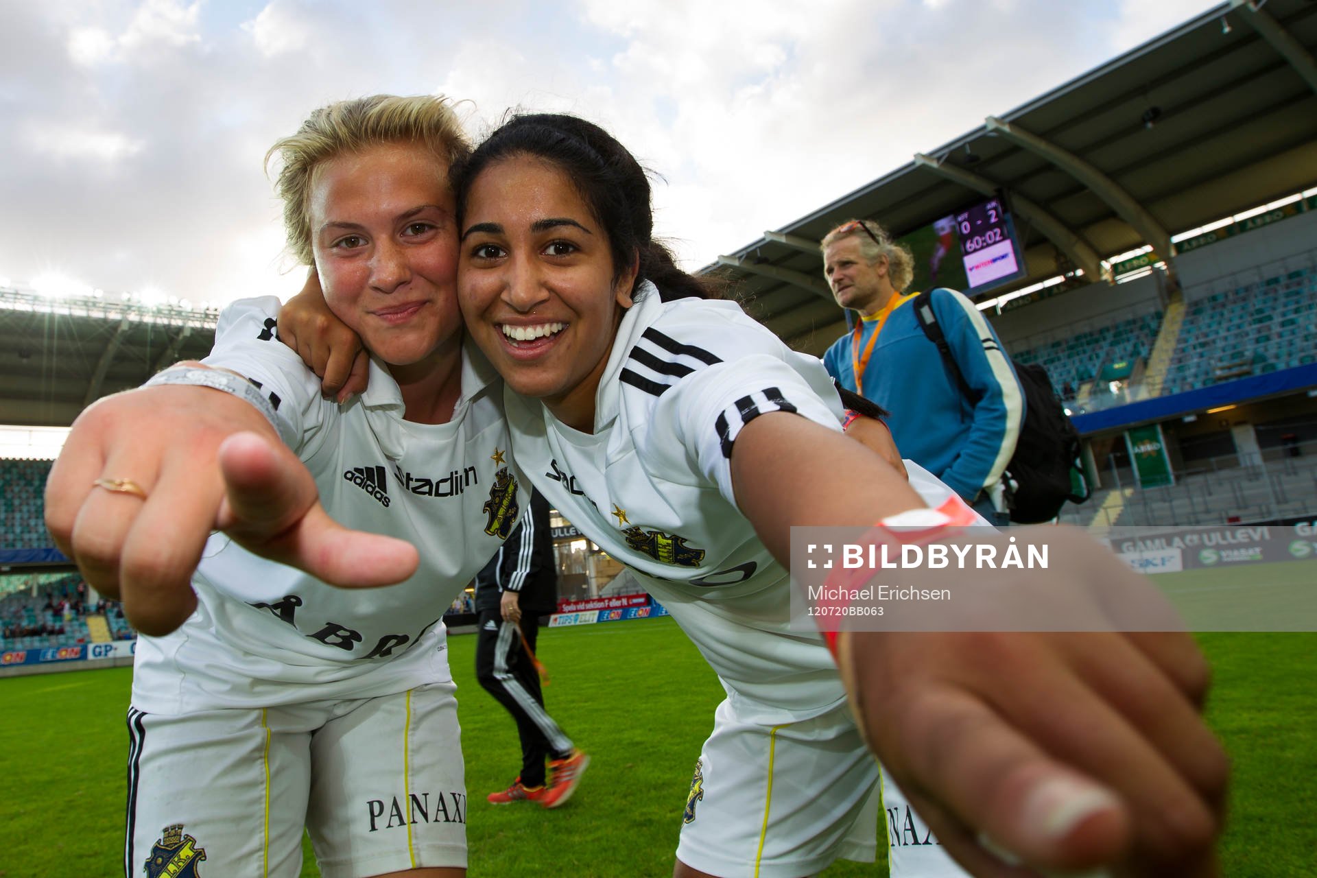 F19, Karlskrona FF - AIK FF. AIK seger, jubel