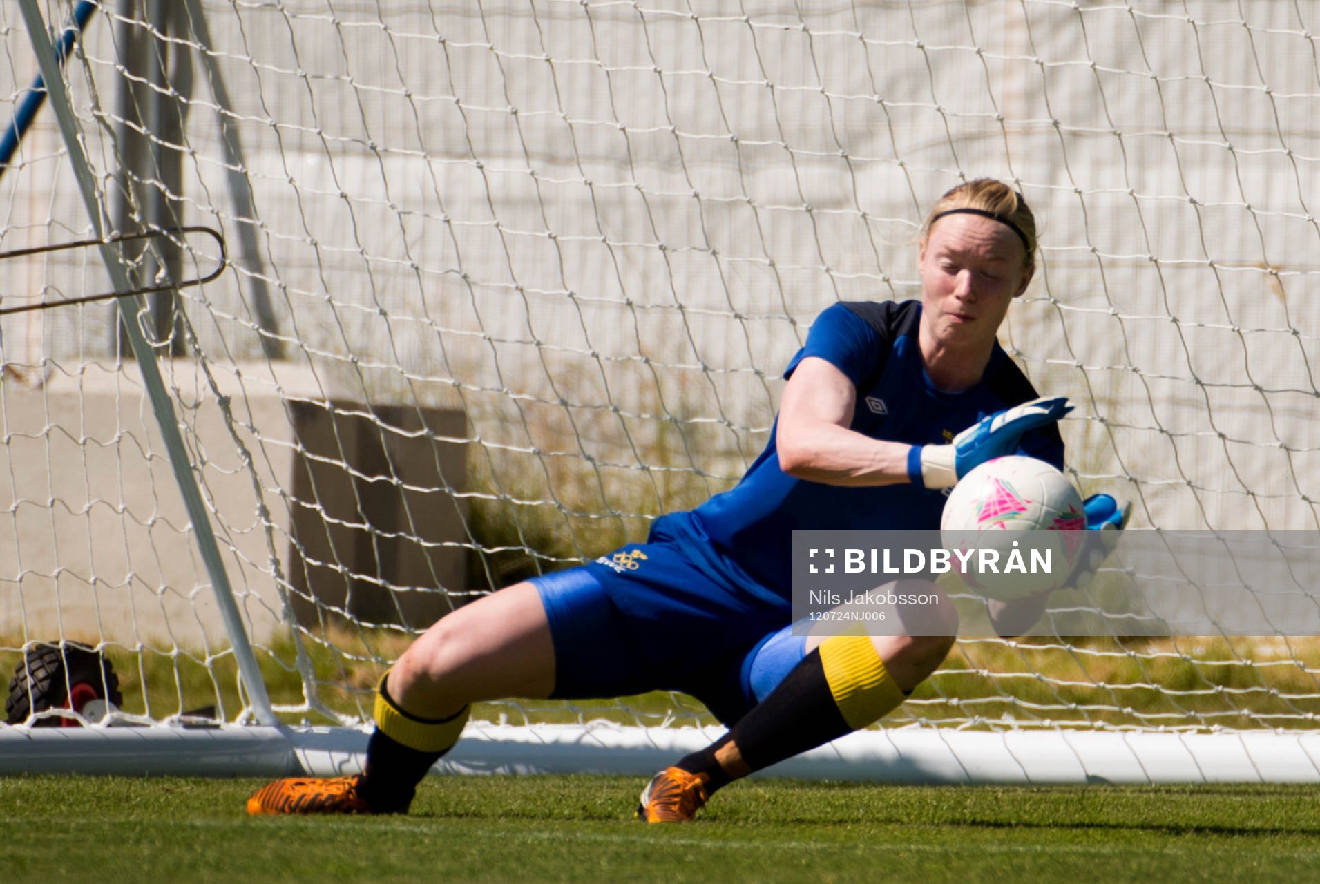 Hedvig Lindahl, målvakt