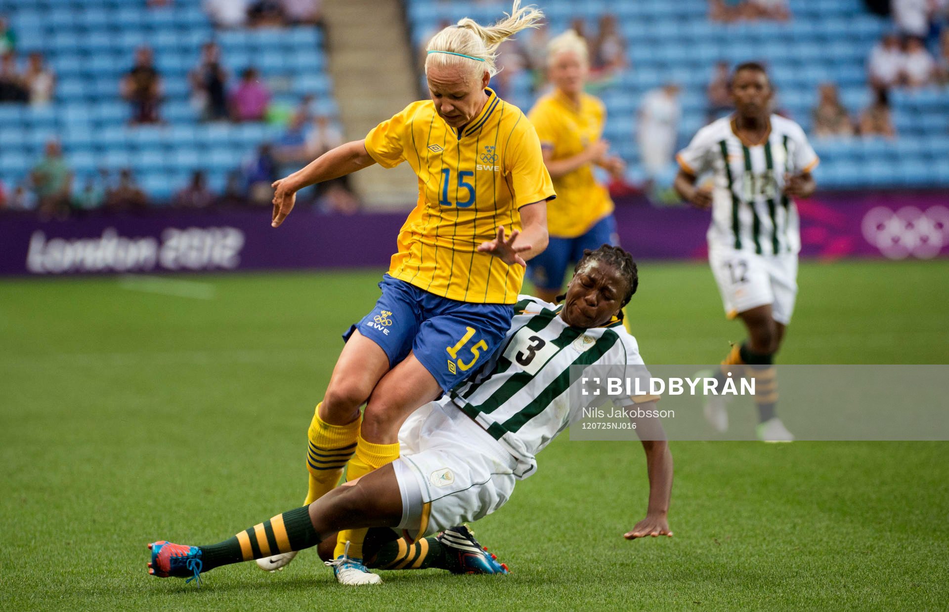 Caroline Seger, Sverige