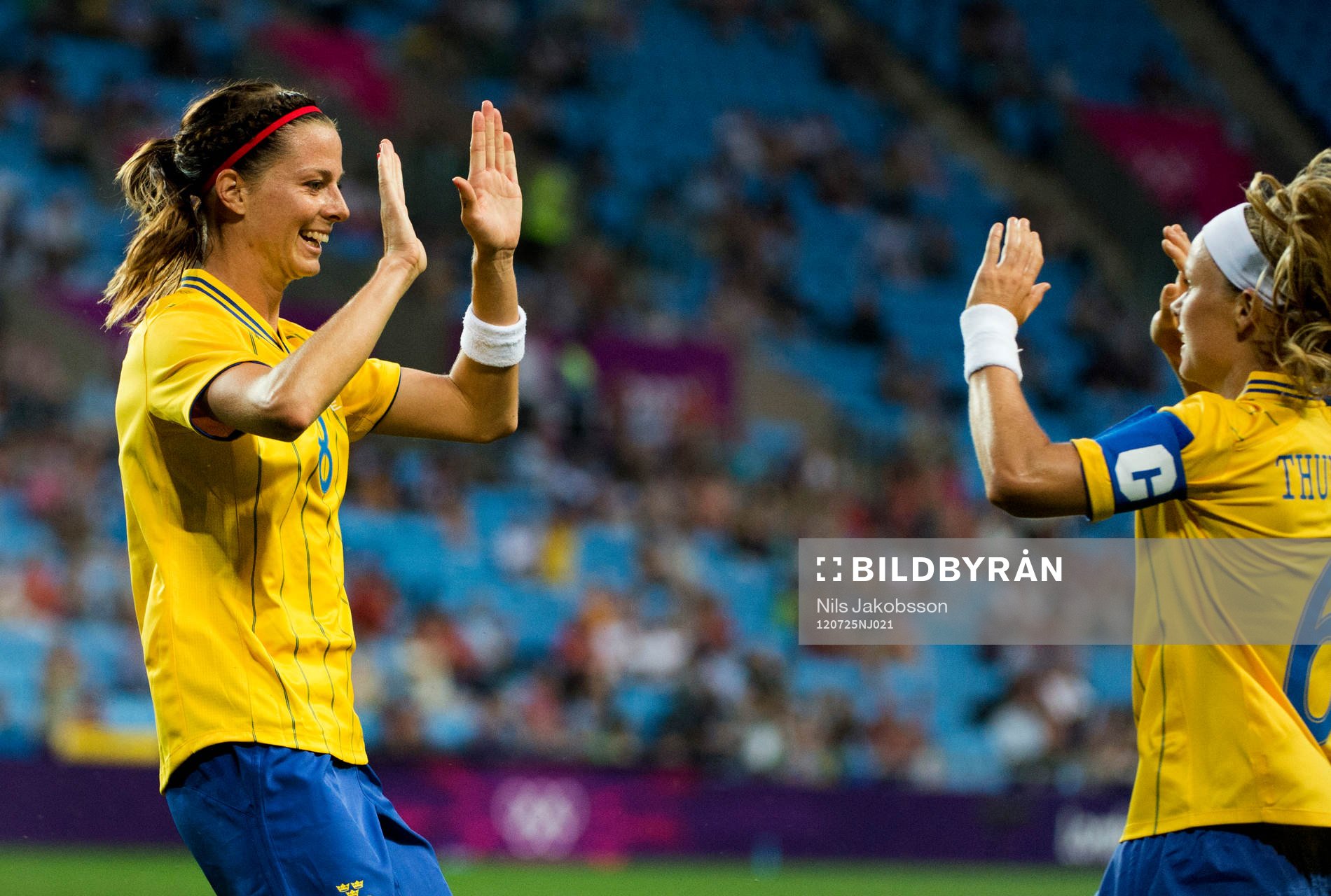 Lotta Schelin, Sverige gör 4-1, Sara Thunebro, jubel